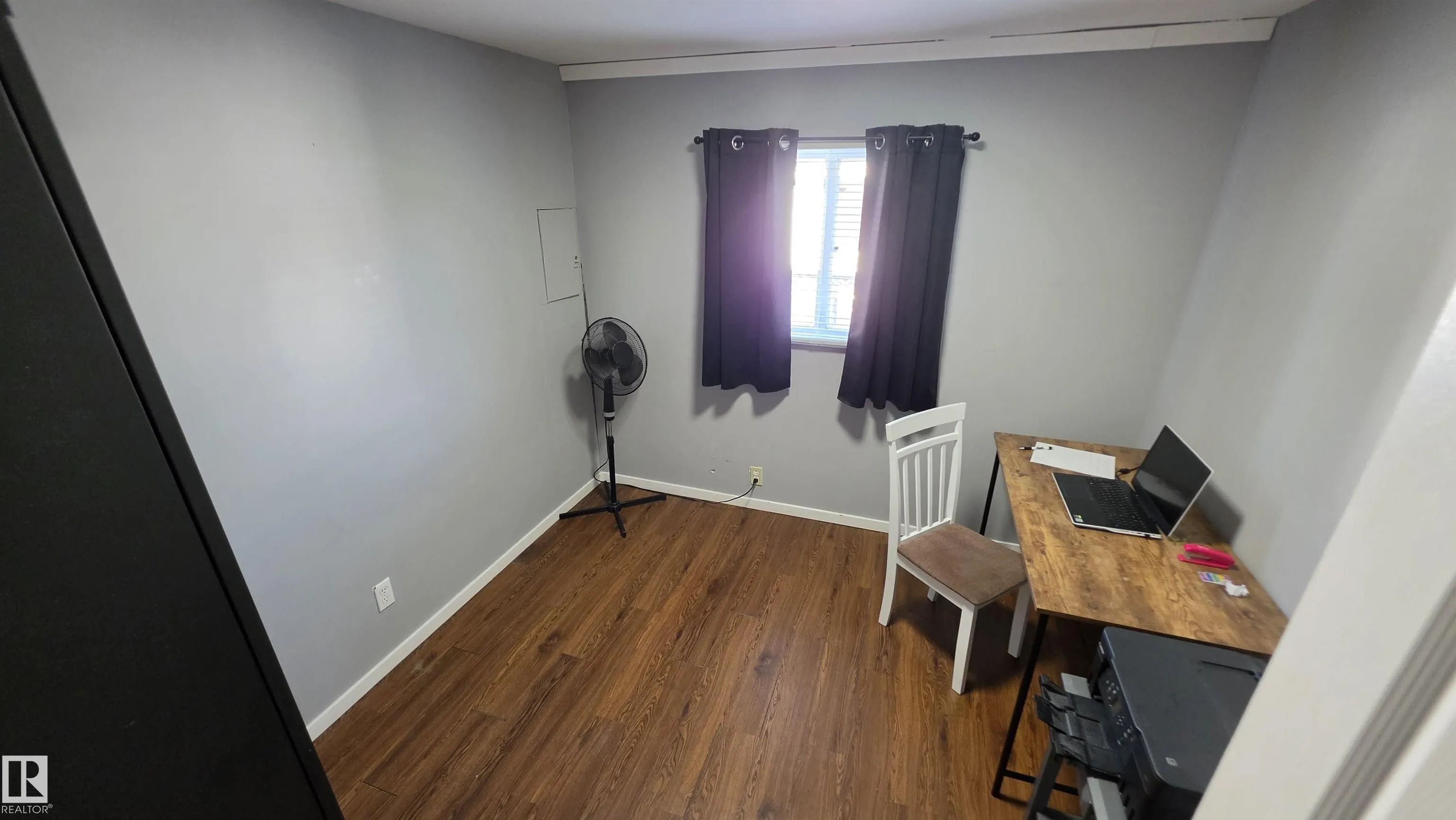 461 Westview Close