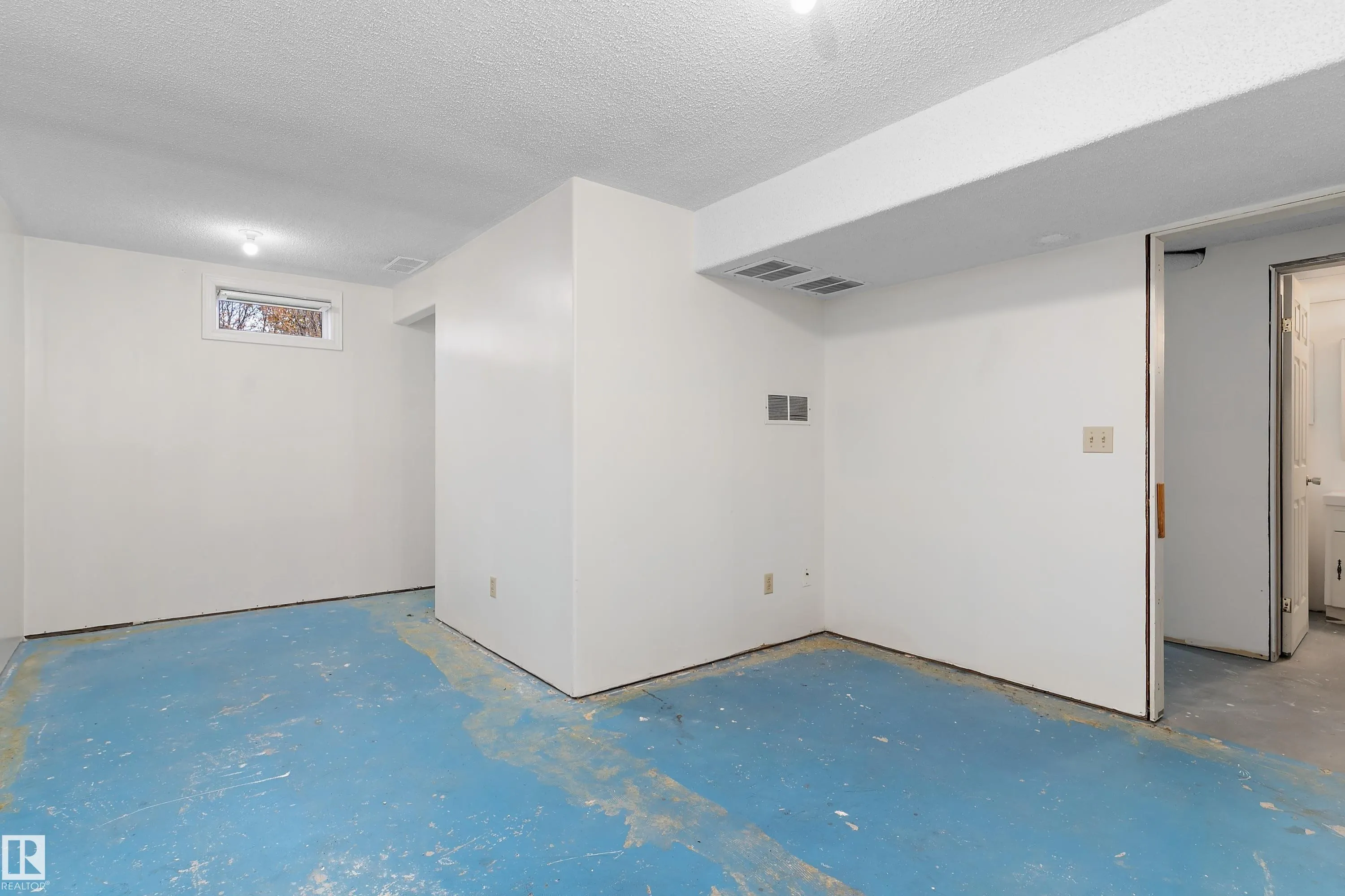 156 DUNLUCE Road