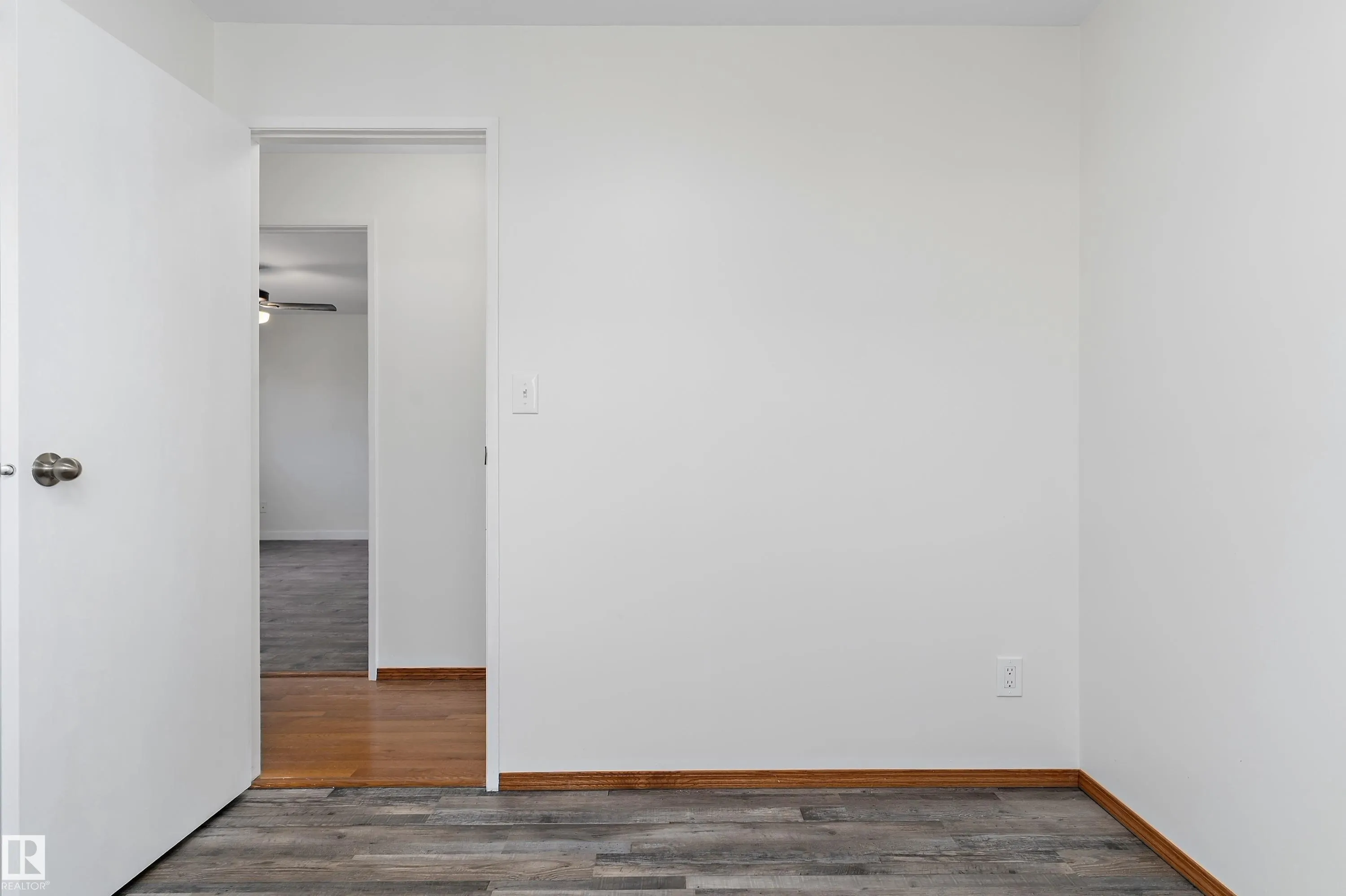 156 DUNLUCE Road