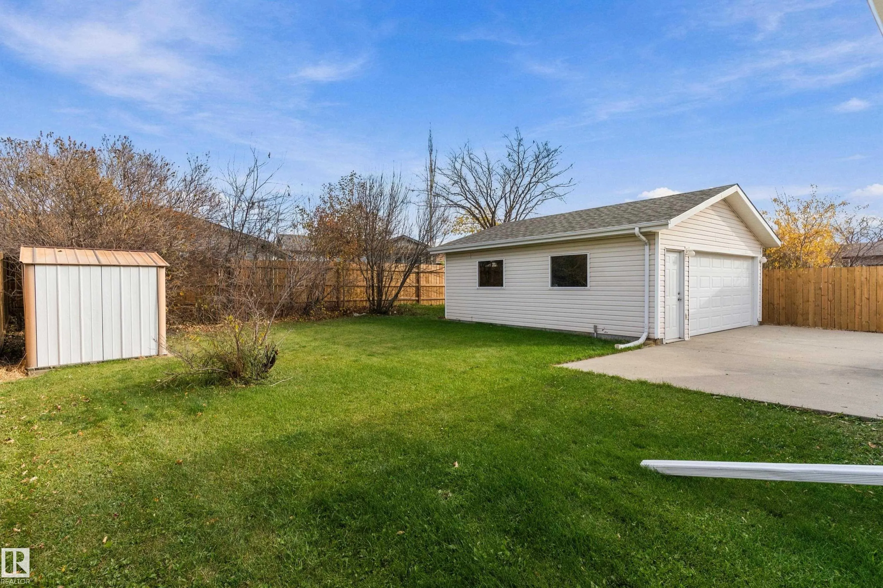 156 DUNLUCE Road