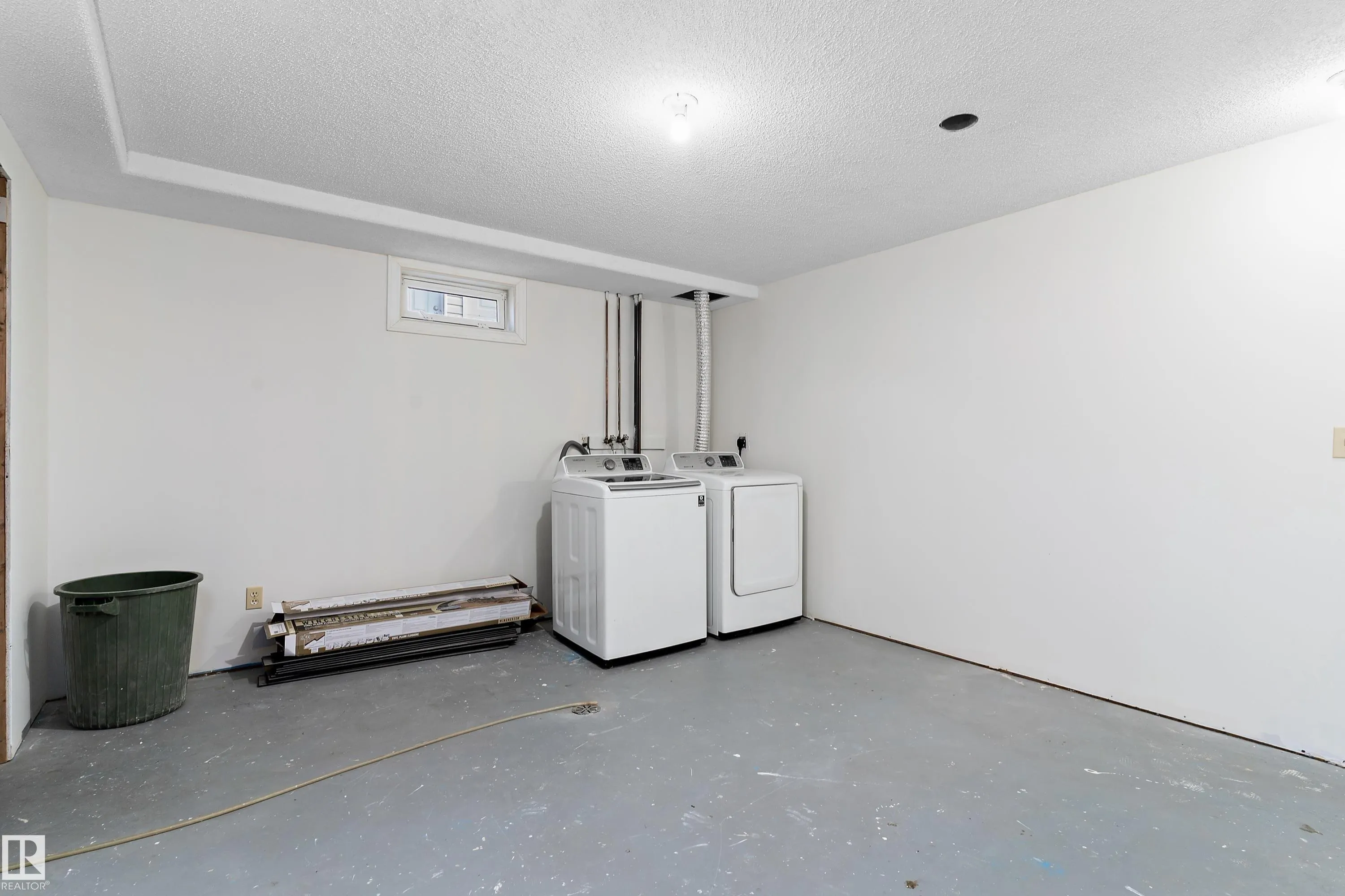 156 DUNLUCE Road