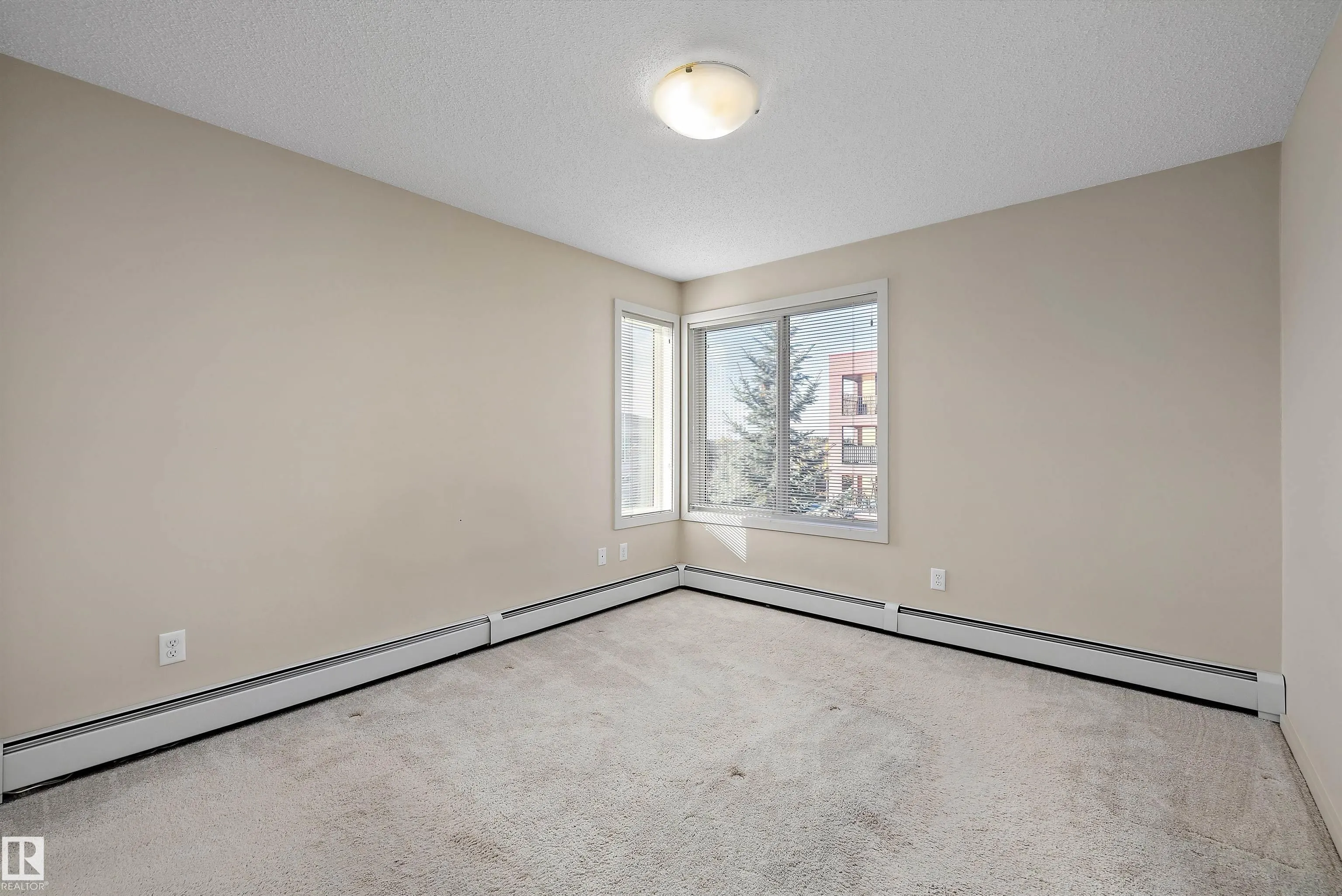 340 WINDERMERE Road