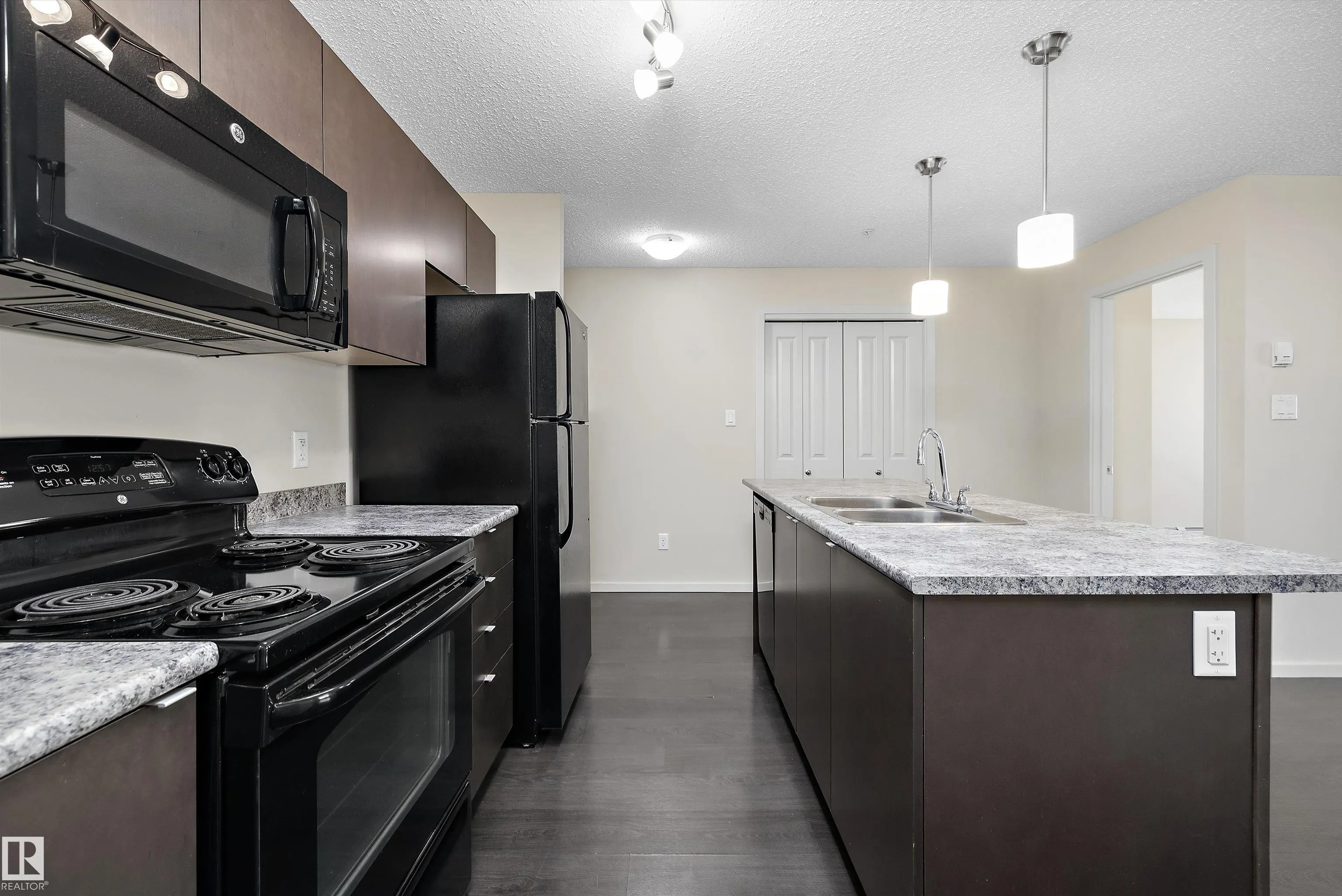 340 WINDERMERE Road