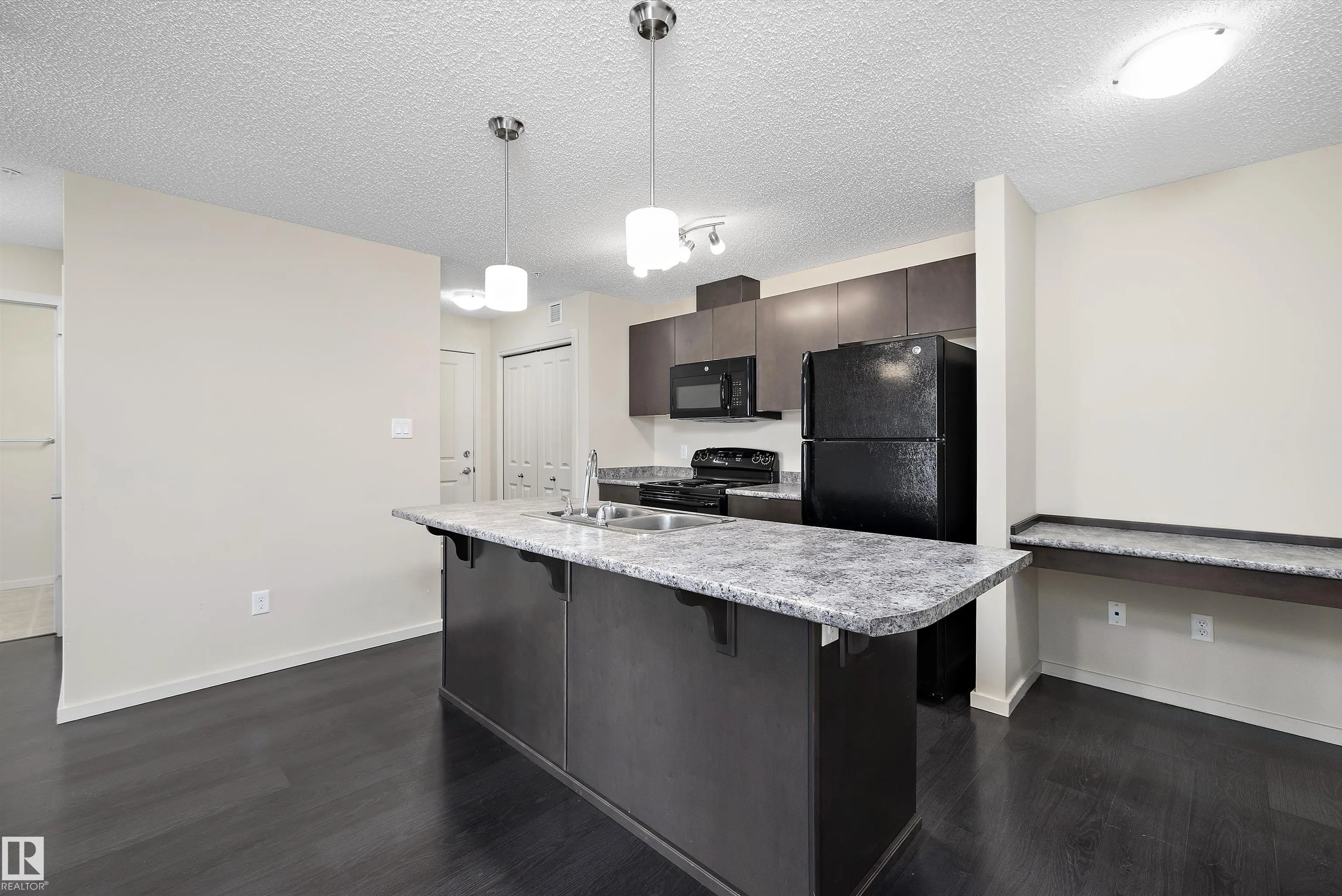 340 WINDERMERE Road