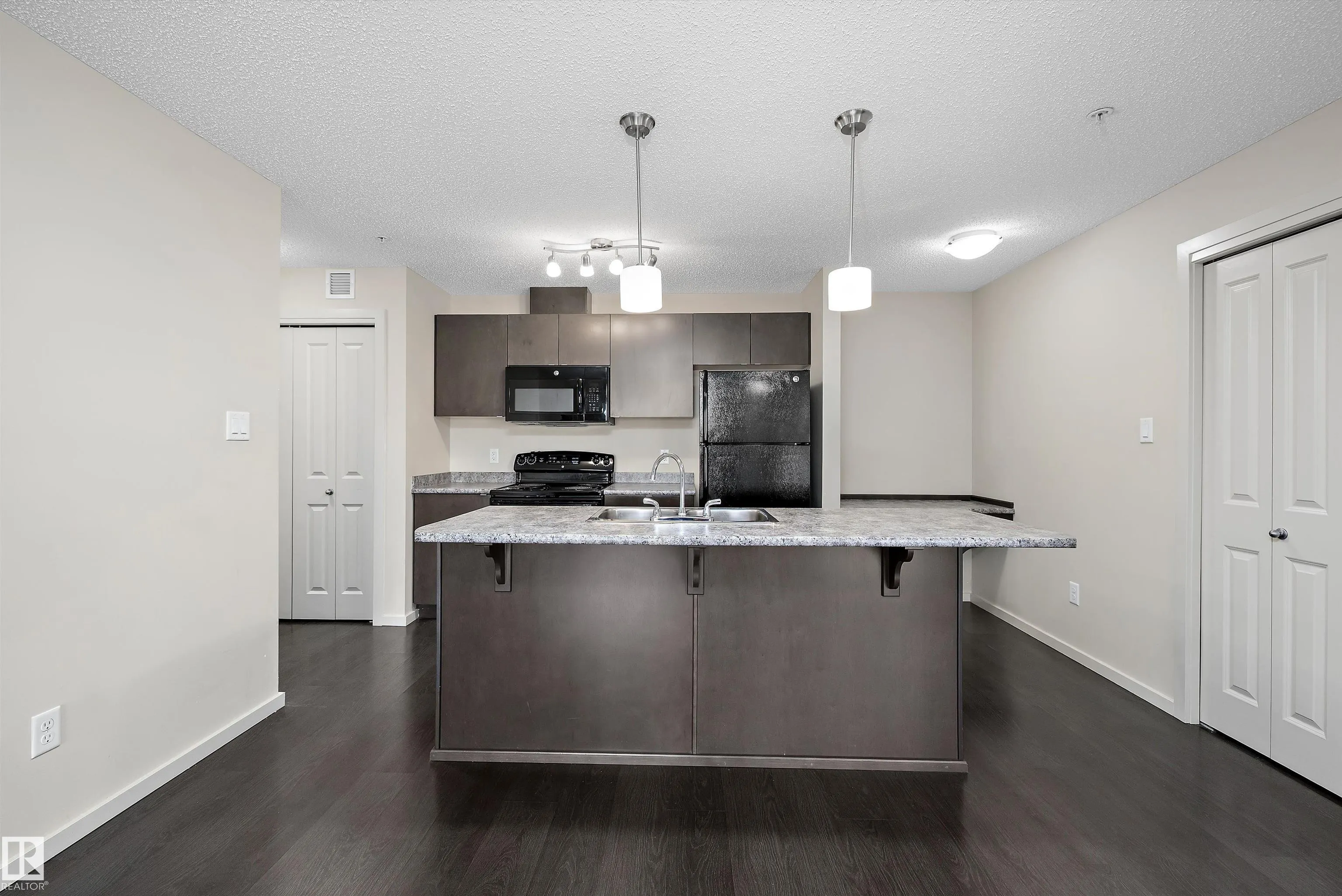 340 WINDERMERE Road