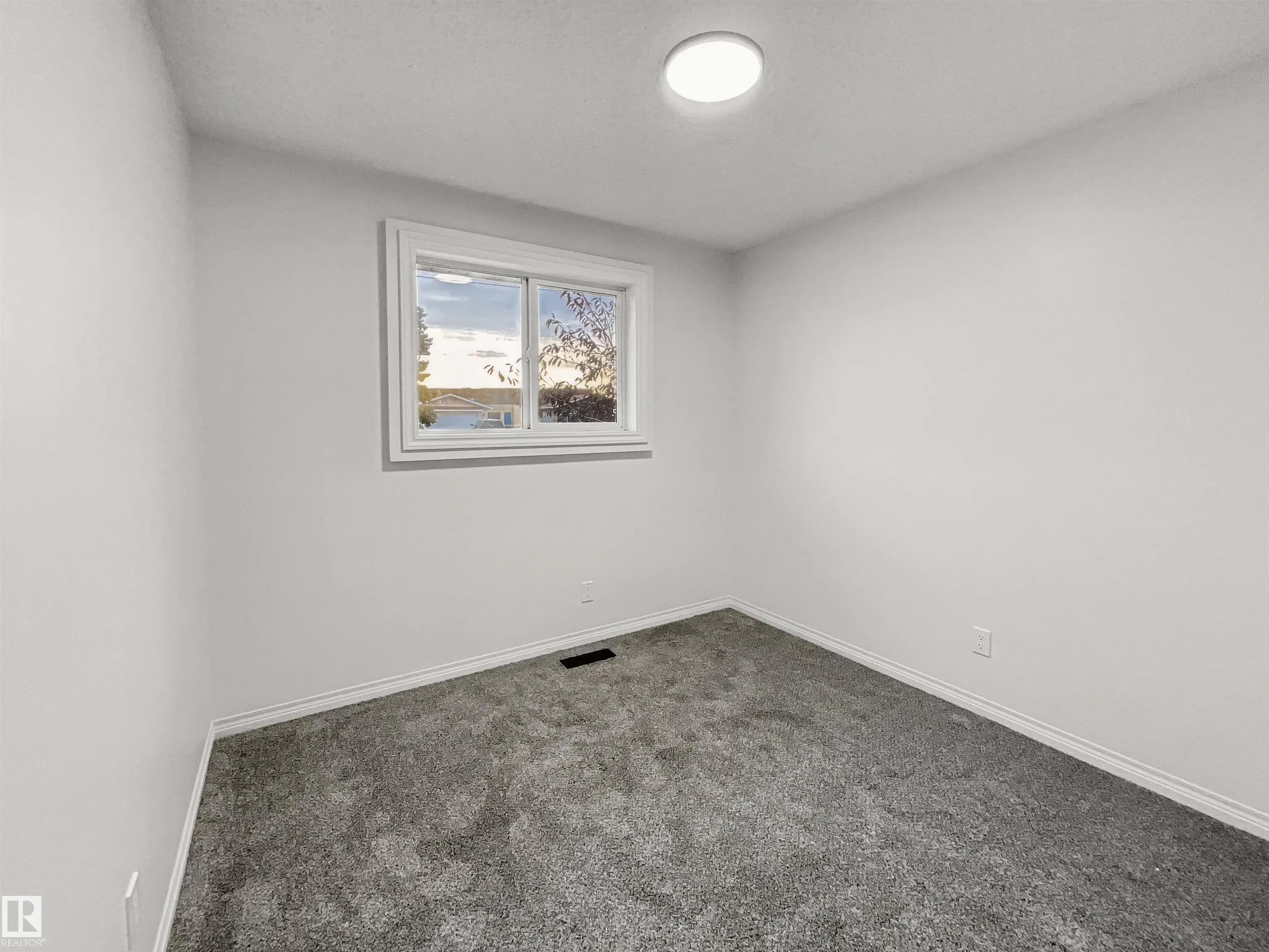 15024 22 Street