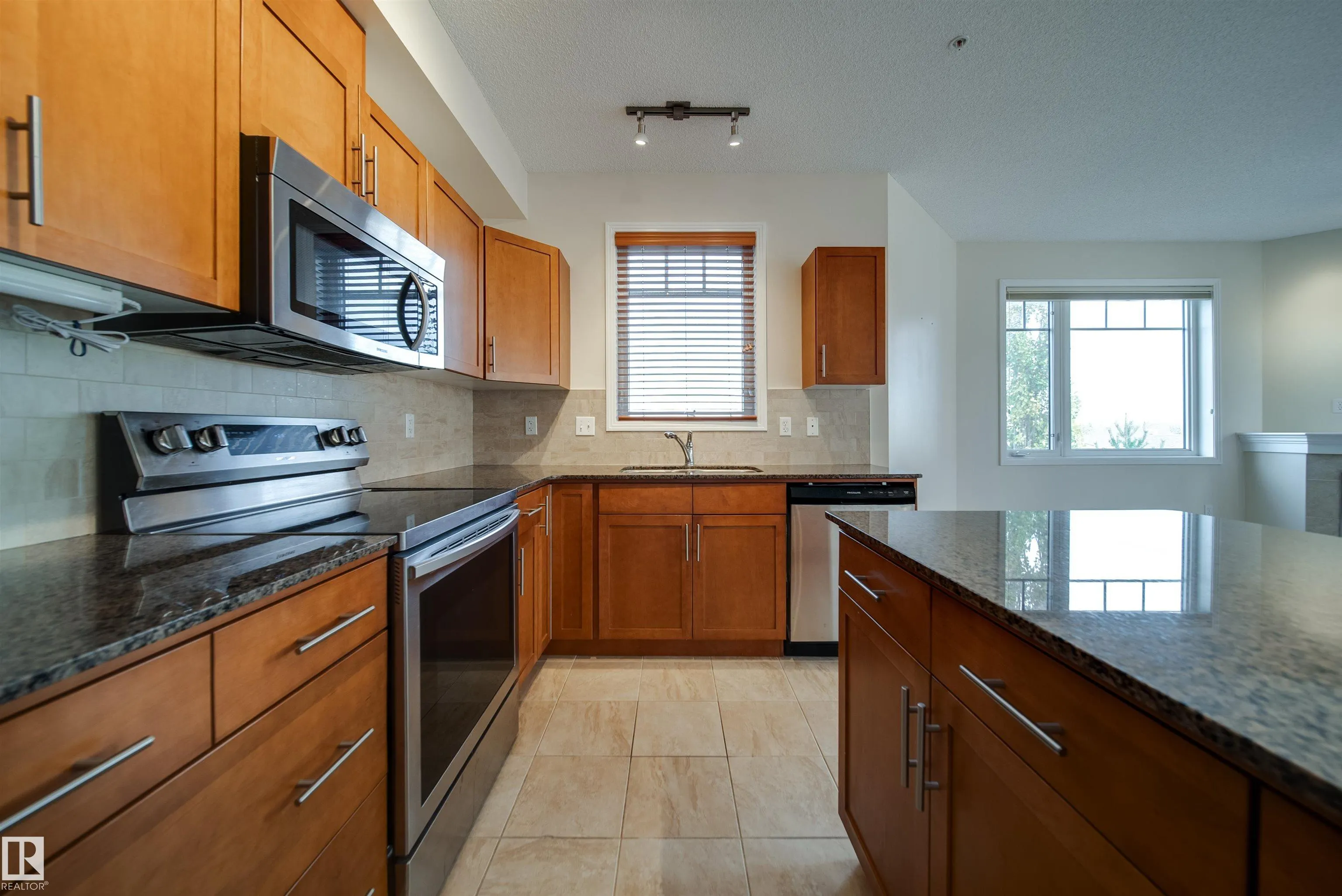 2035 Grantham Court