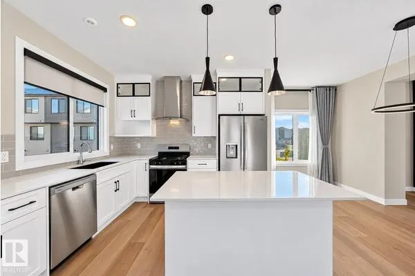 11910 35 Avenue