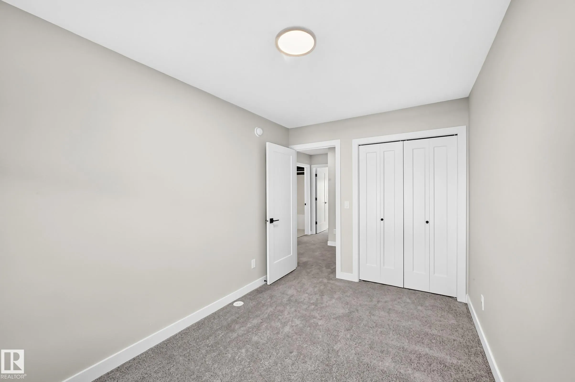 11910 35 Avenue