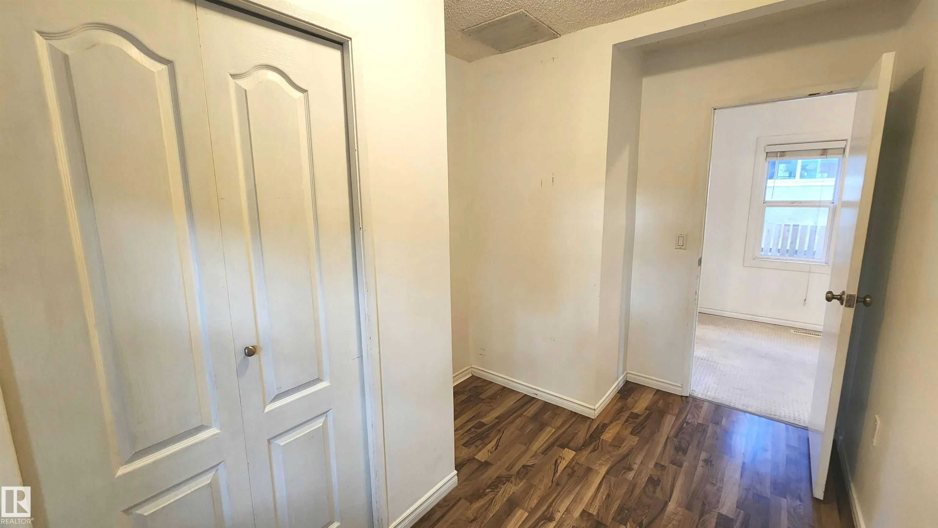 9359 92 Street