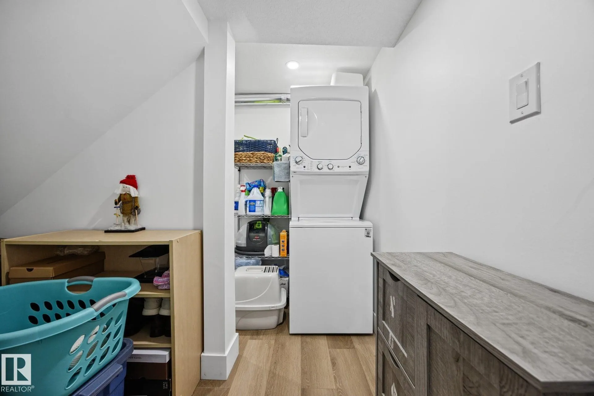 58 Hummingbird Crescent