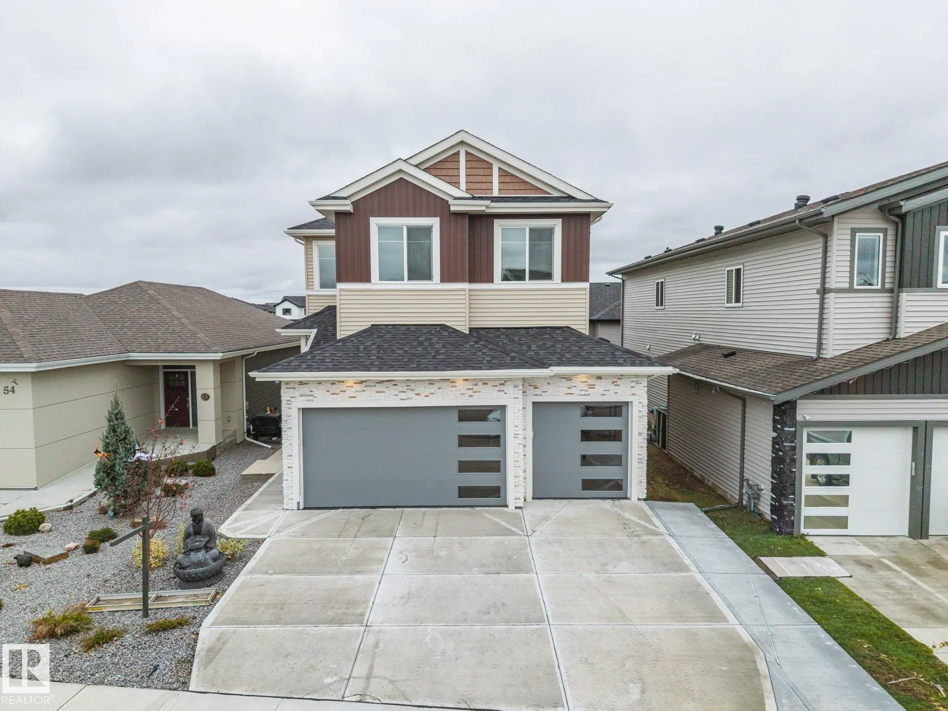 58 Hummingbird Crescent