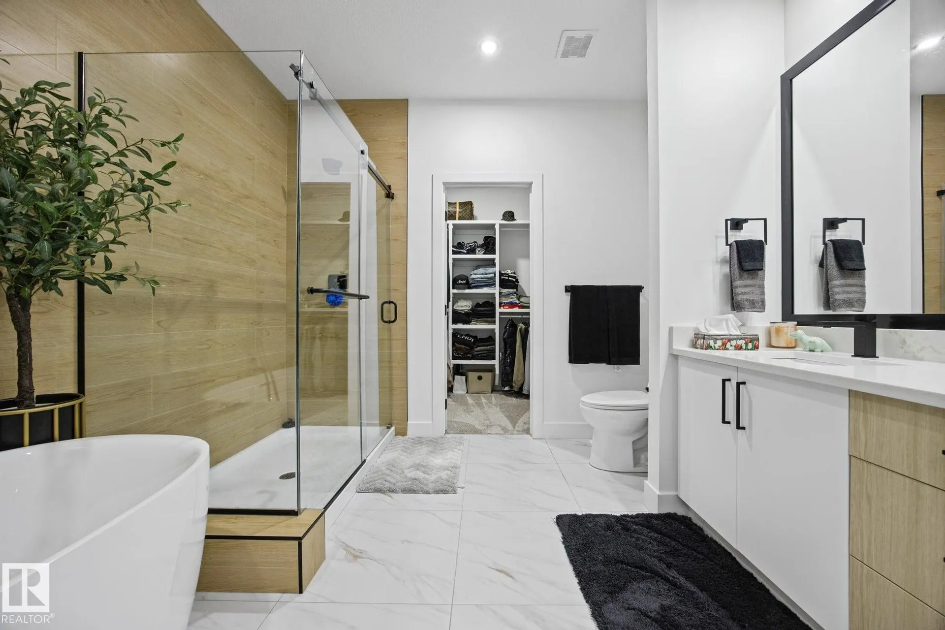 58 Hummingbird Crescent
