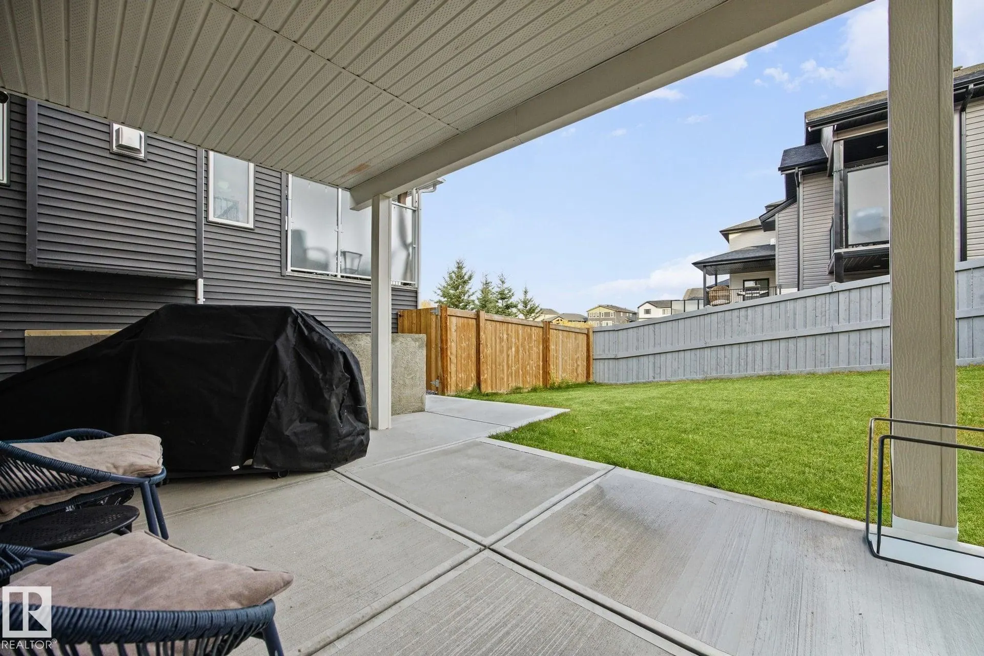 58 Hummingbird Crescent