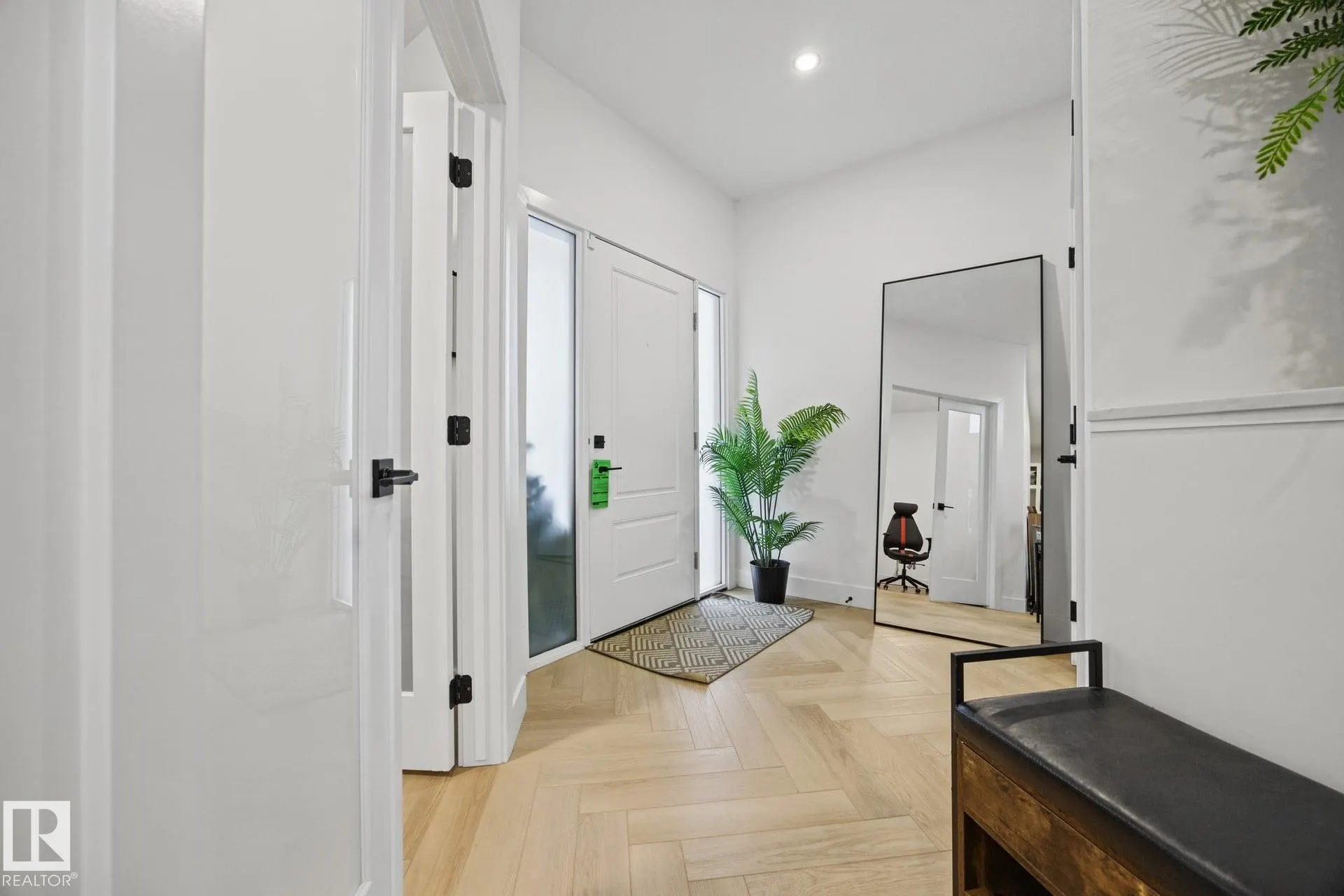 58 Hummingbird Crescent