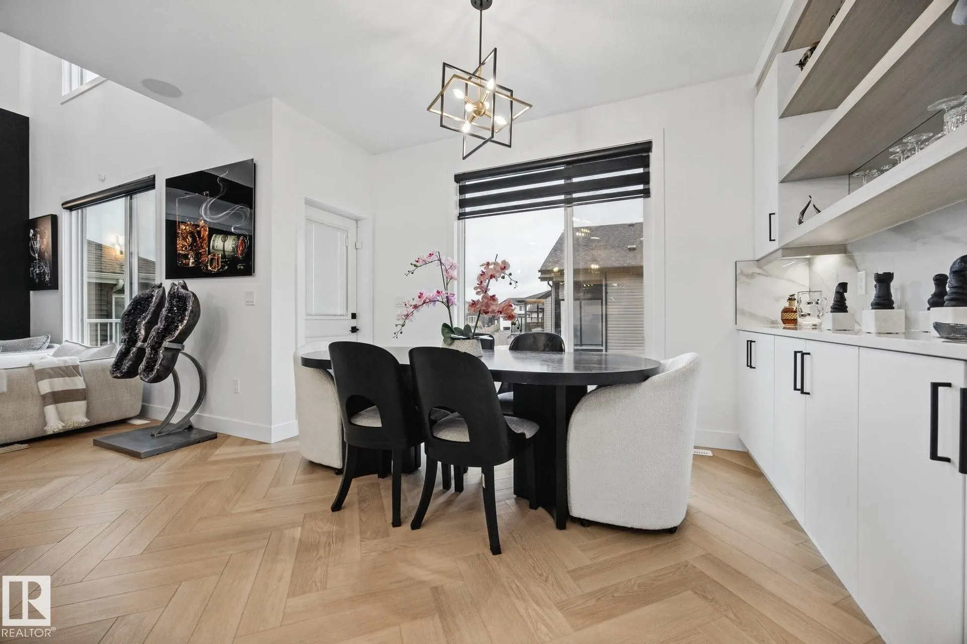 58 Hummingbird Crescent