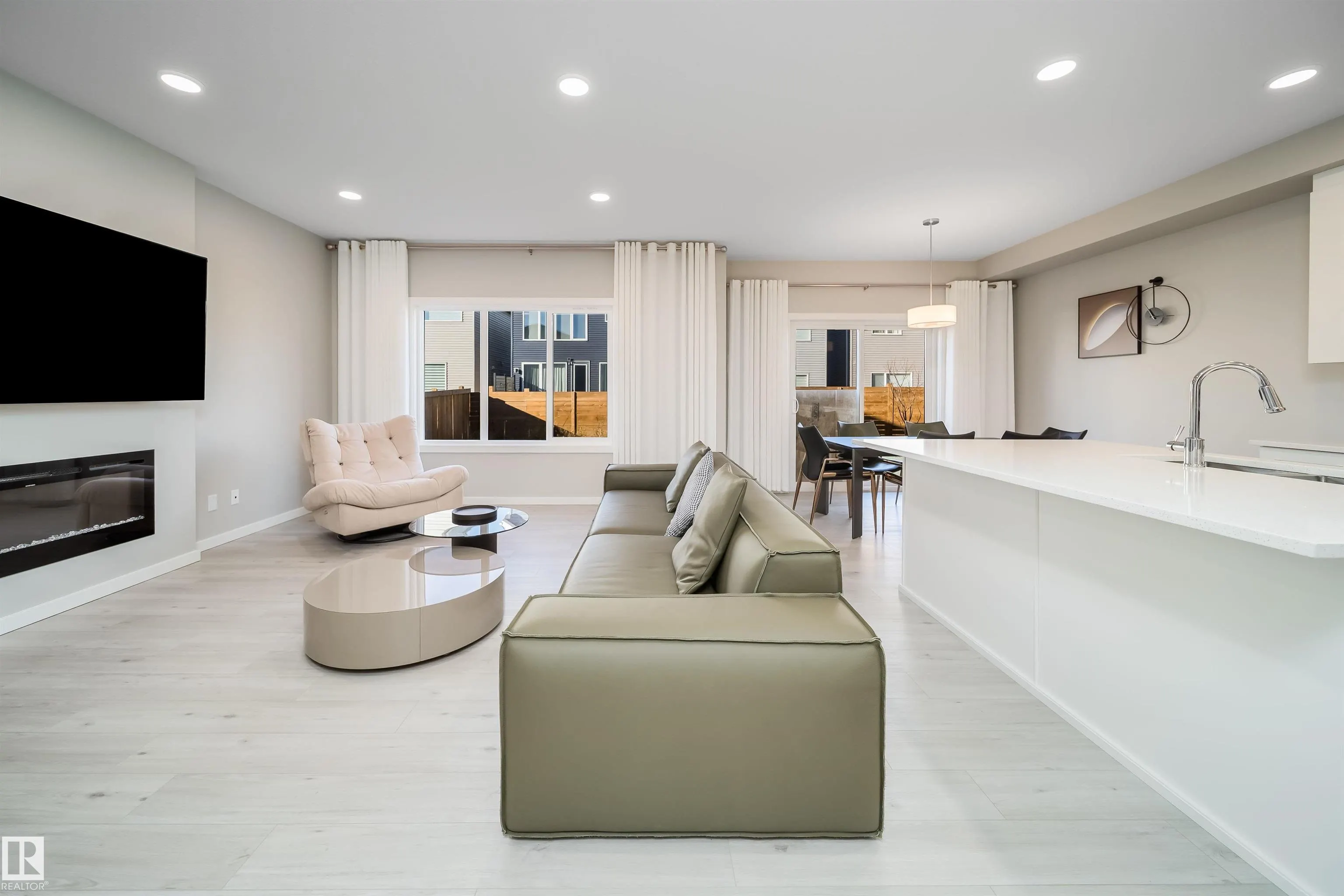 3468 Kulay Green