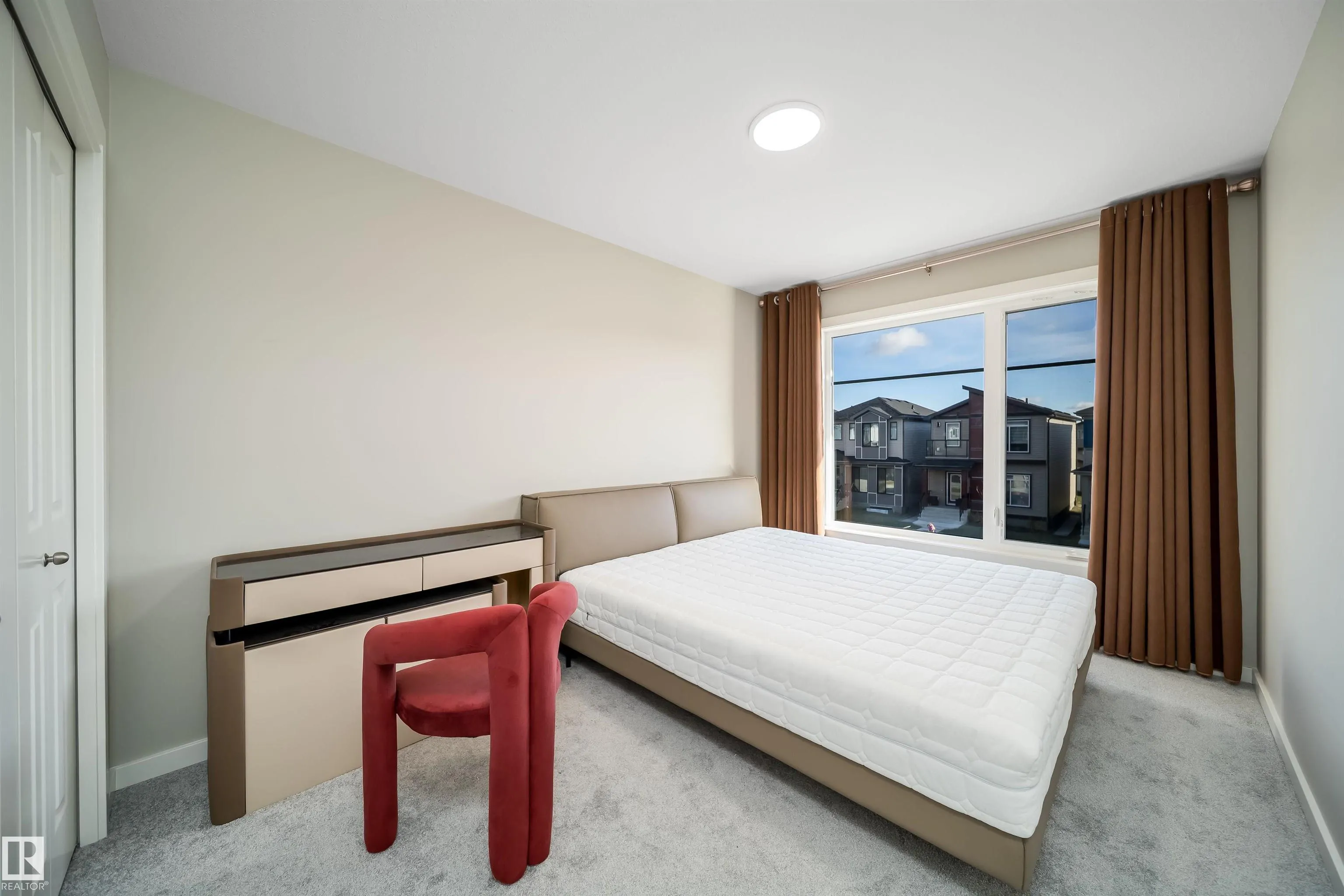 3468 Kulay Green