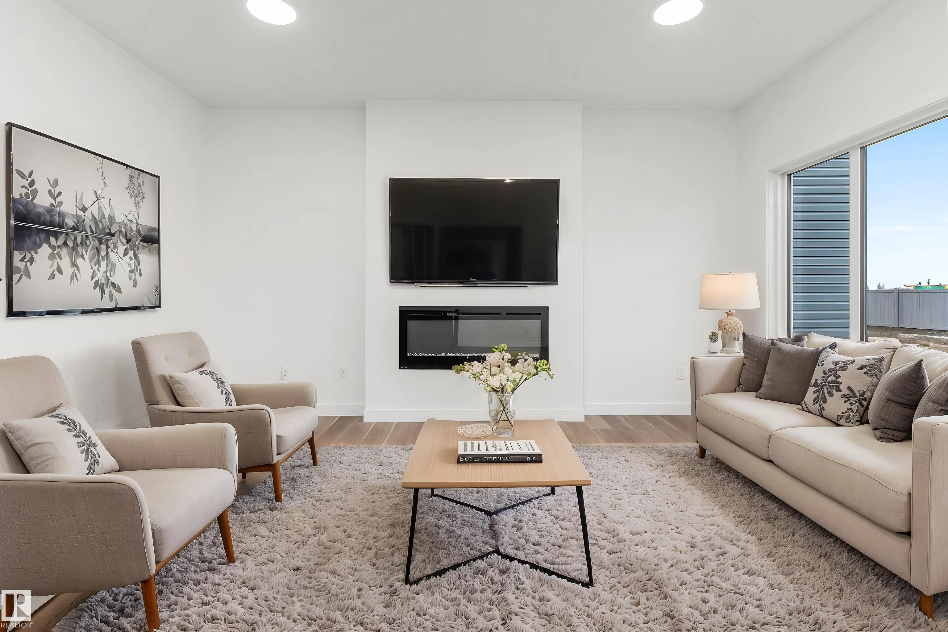 54 EMERSON Landing