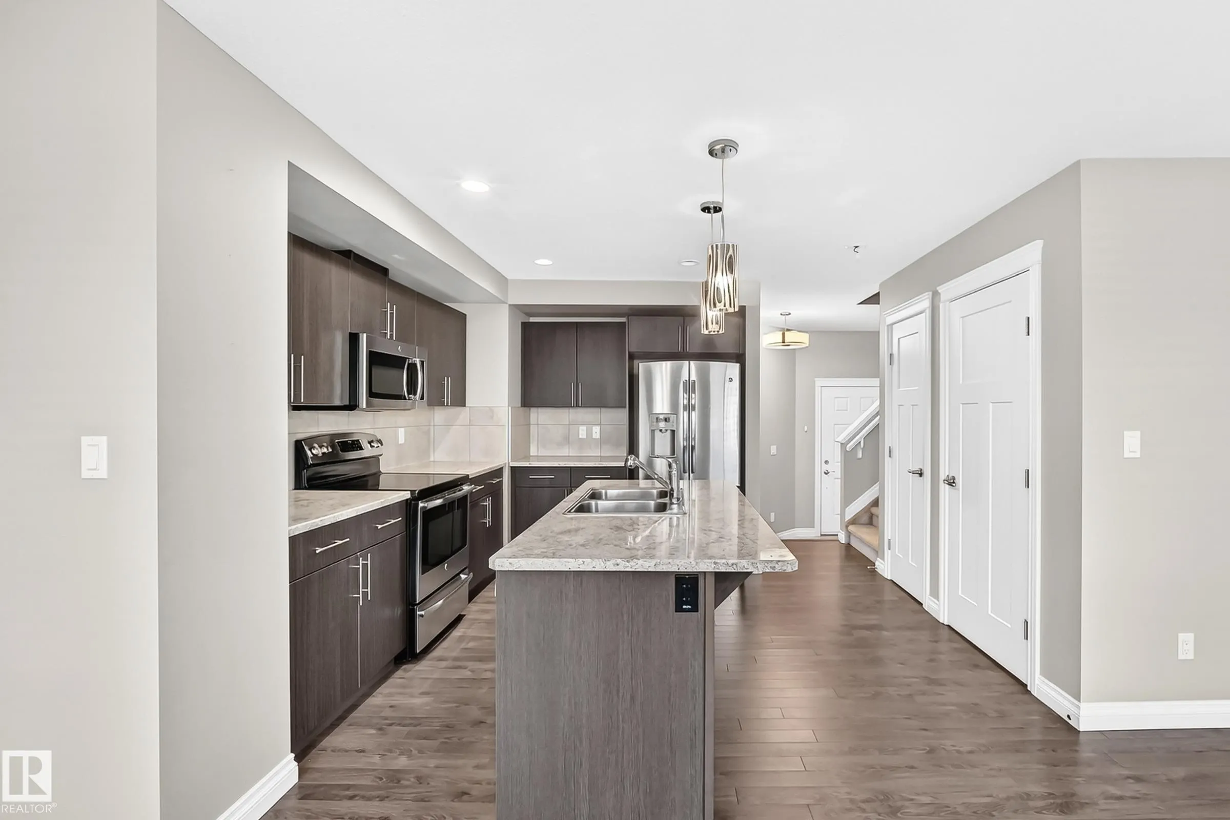 260 STURTZ Bend