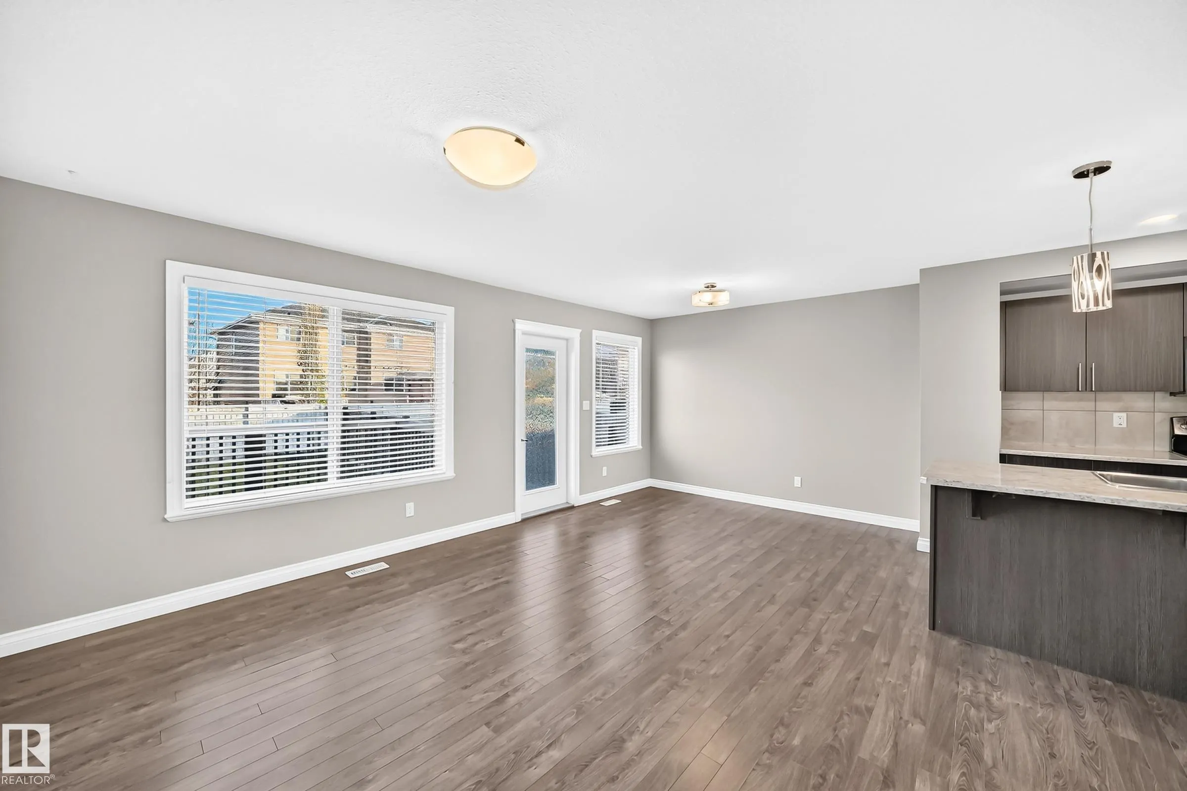 260 STURTZ Bend