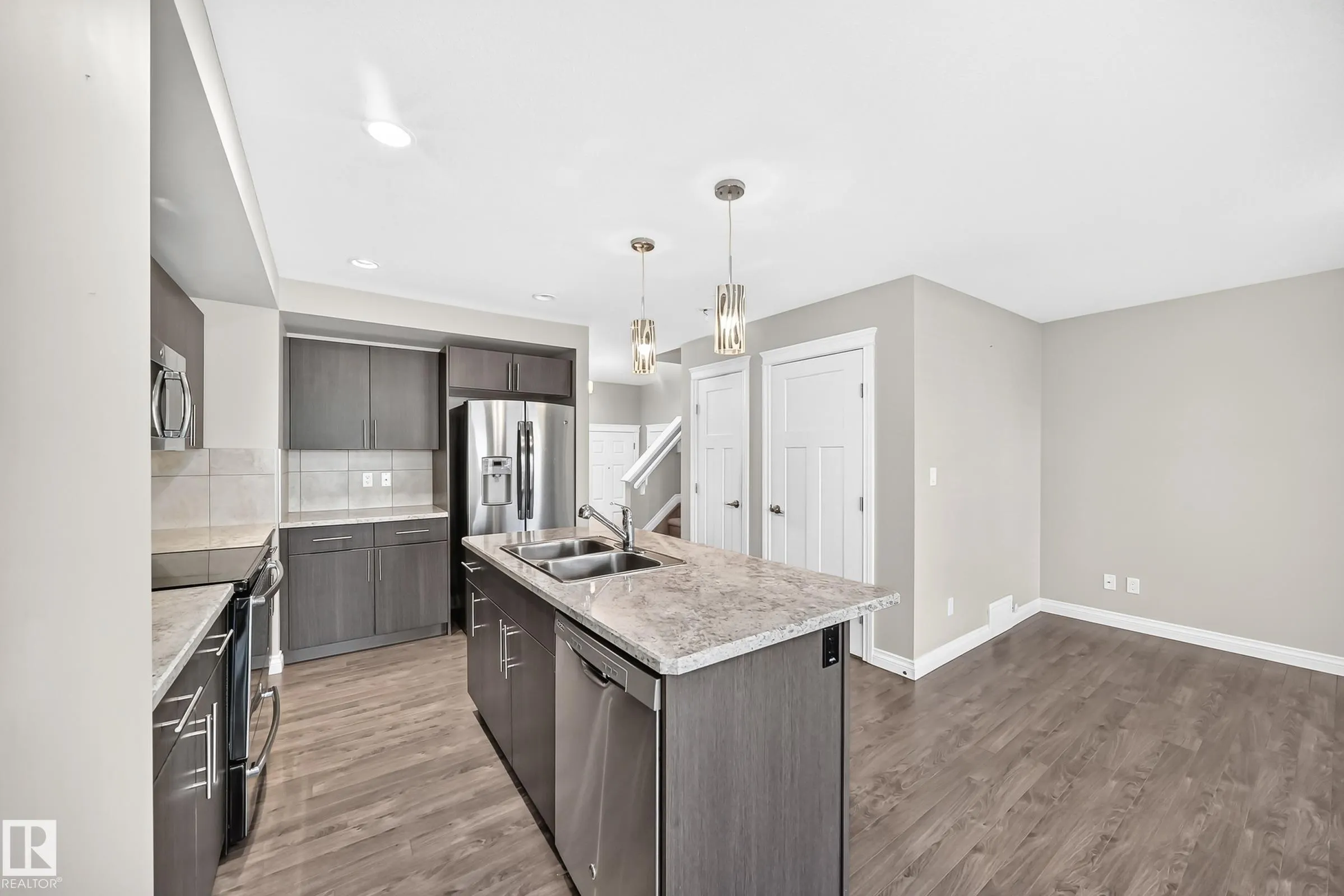 260 STURTZ Bend