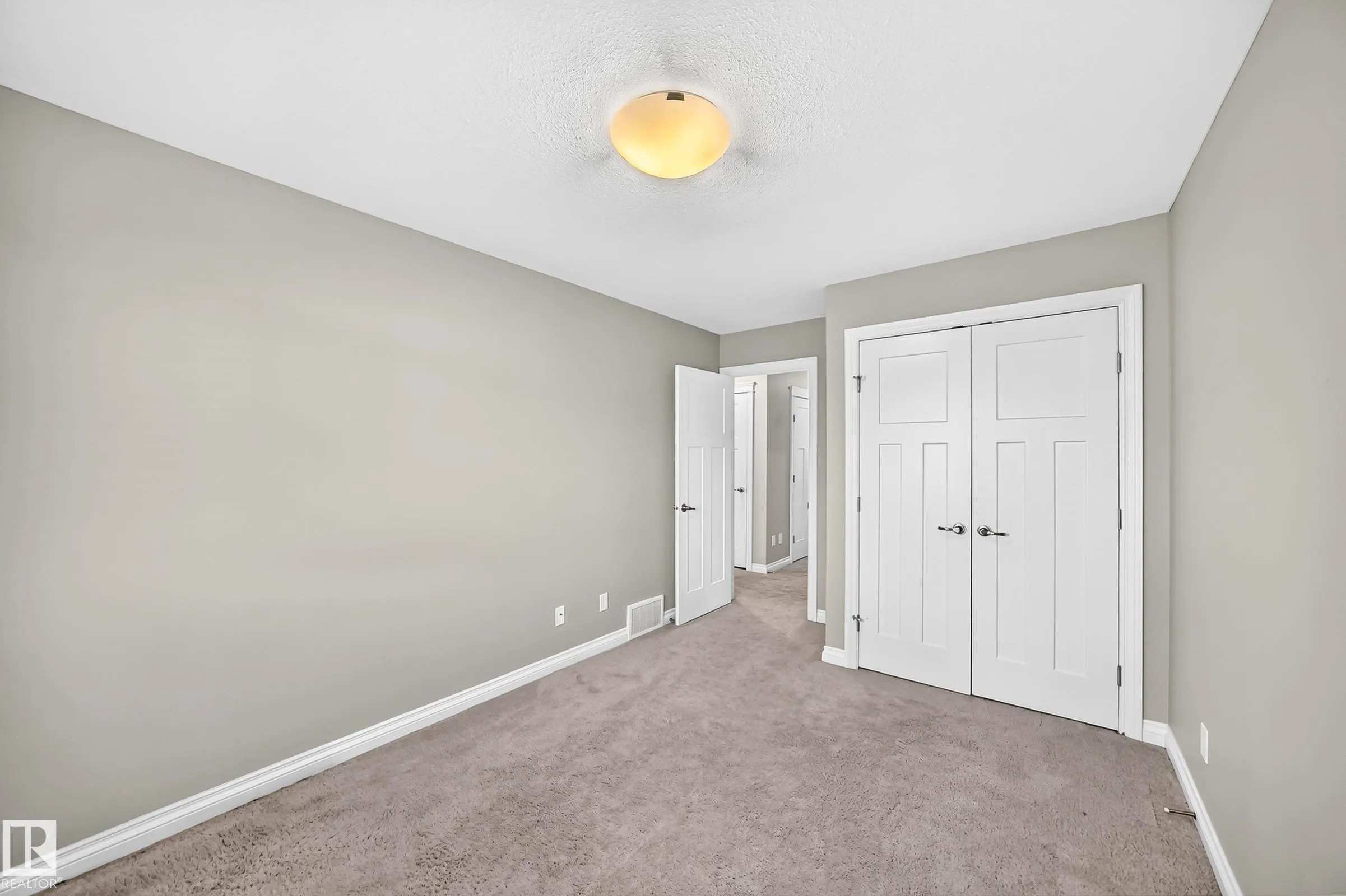 260 STURTZ Bend