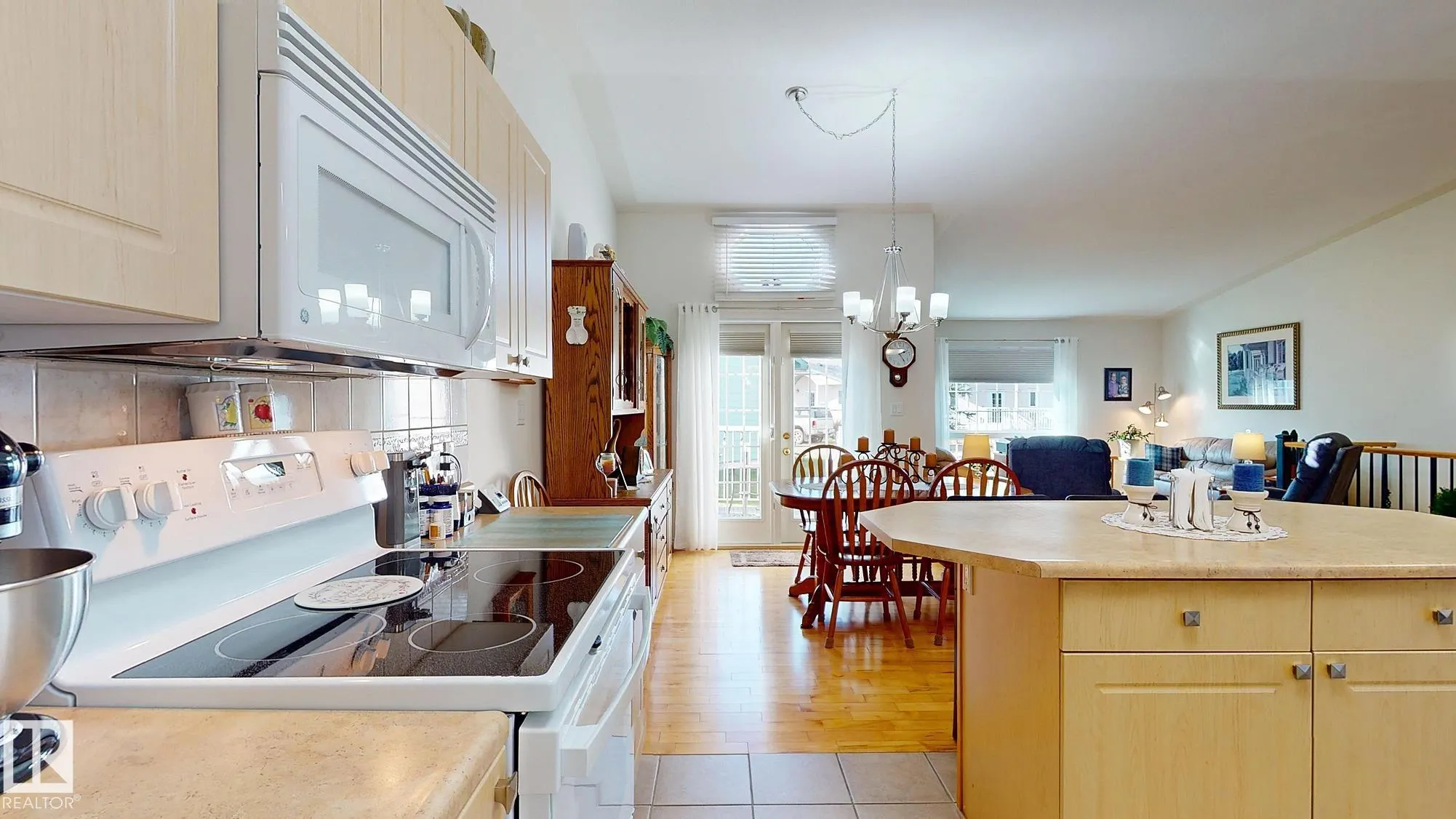 3 Spruce Ridge Drive