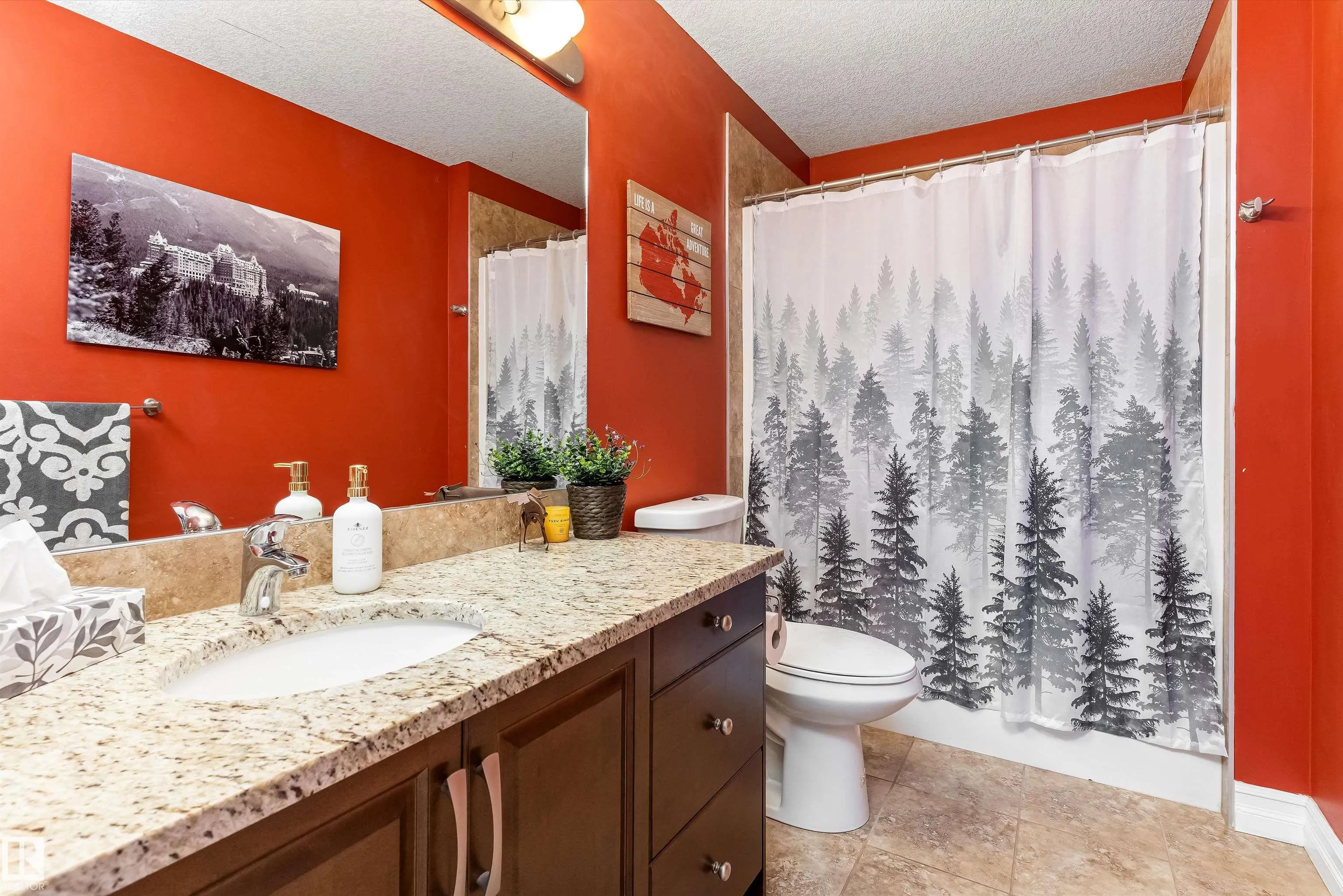 484 FOXTAIL Court