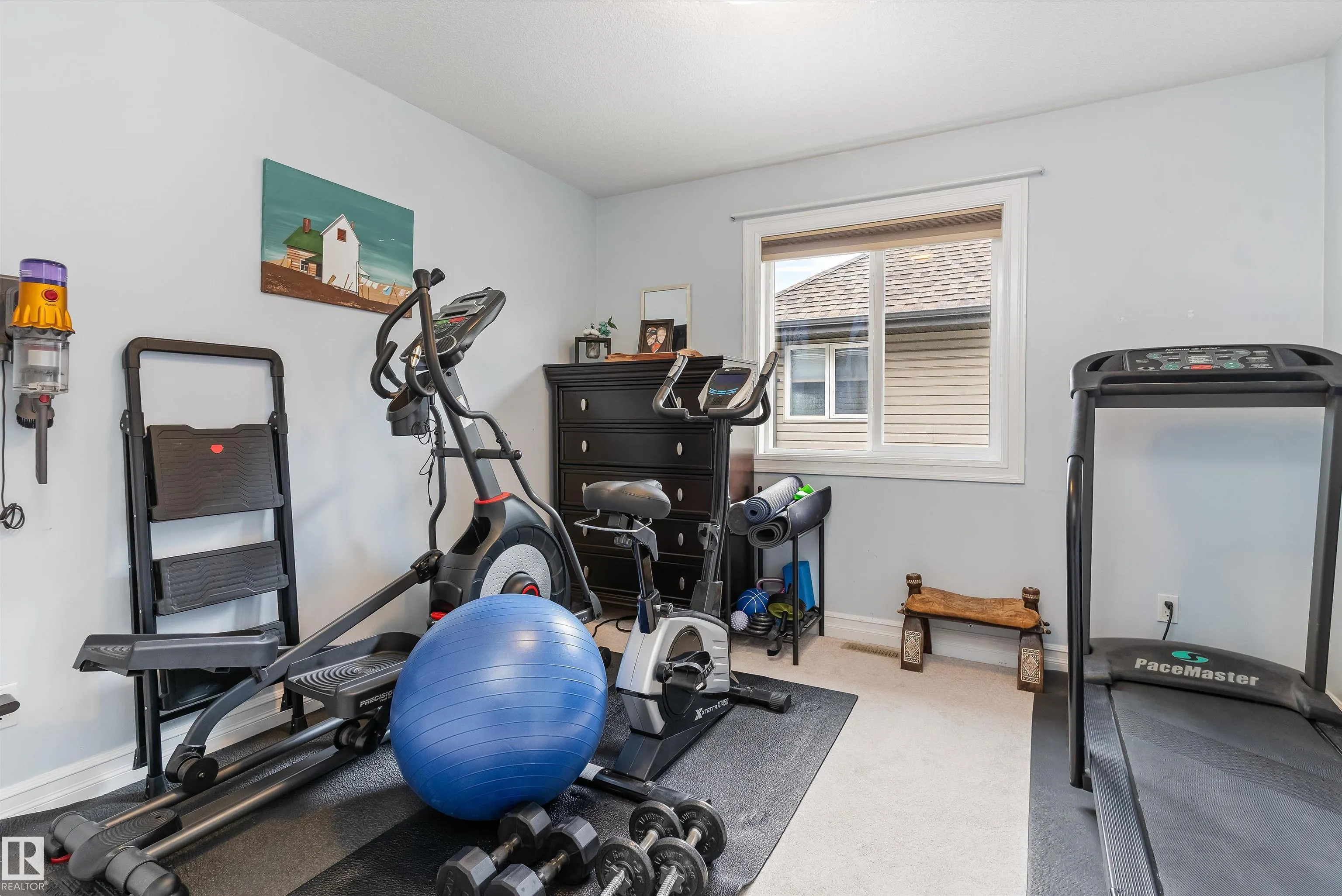 484 FOXTAIL Court