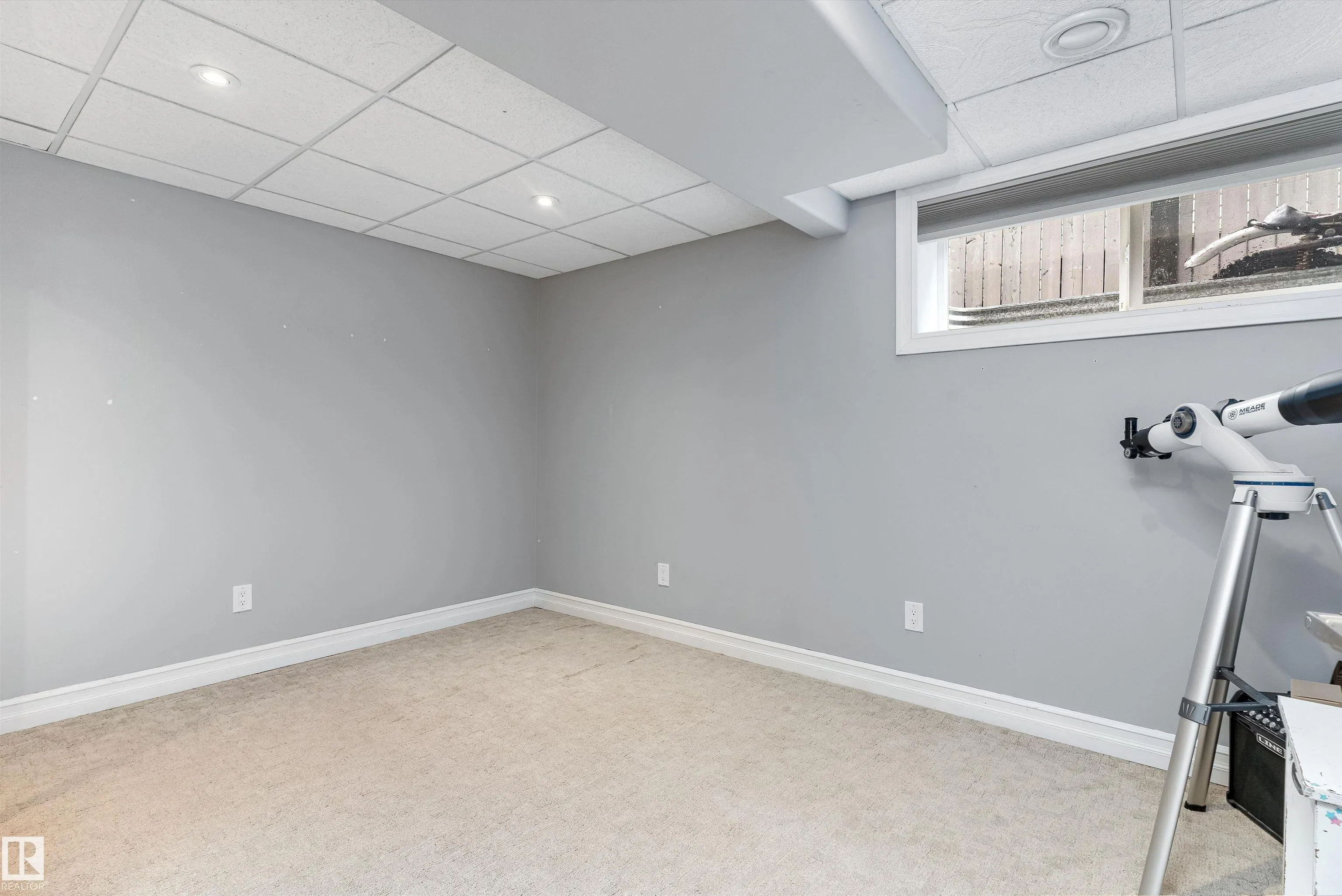484 FOXTAIL Court