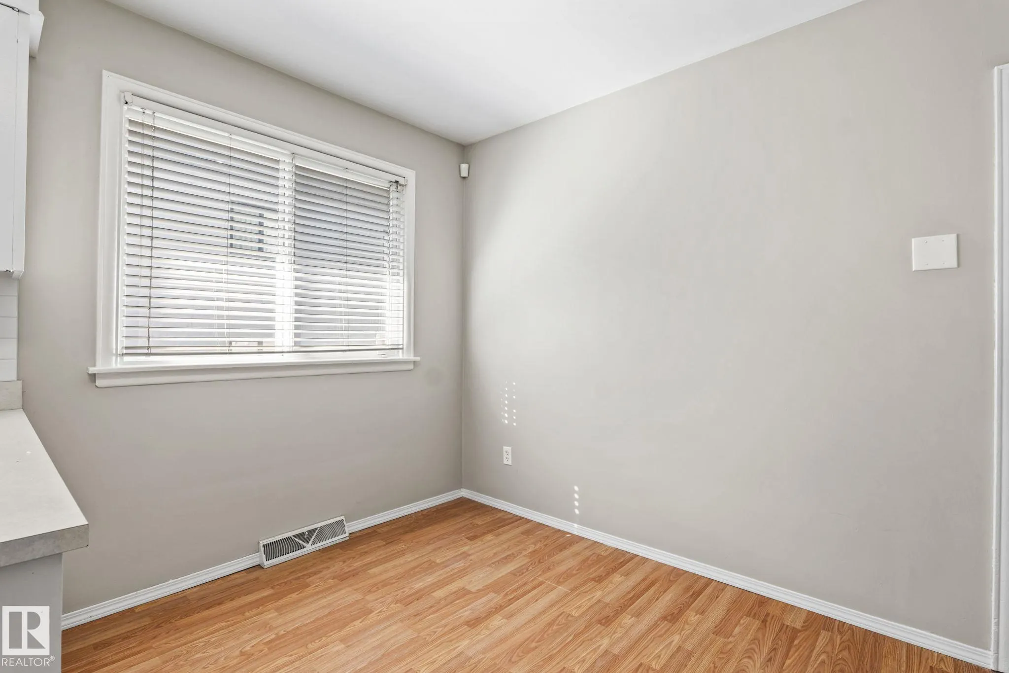 11811 70 Street