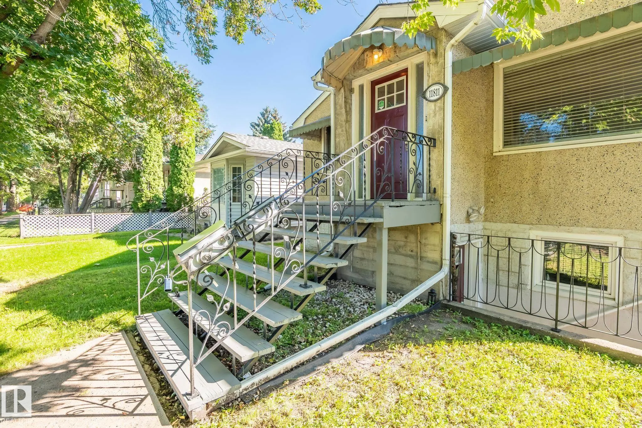 11811 70 Street