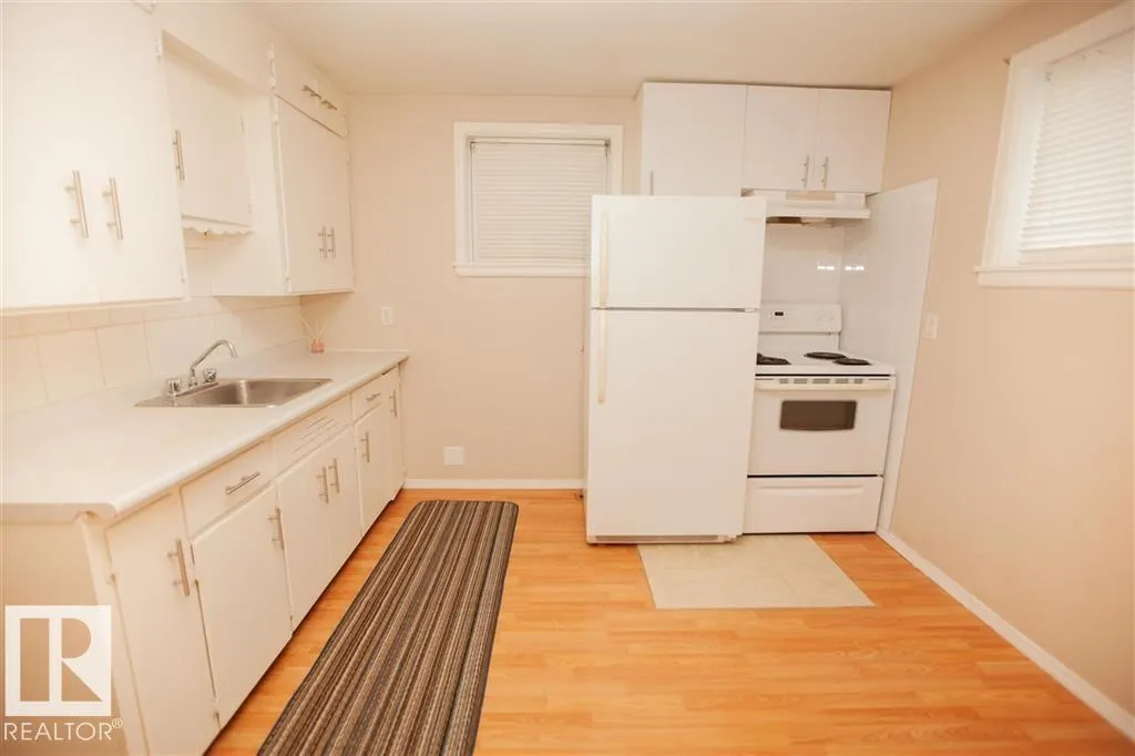 11811 70 Street