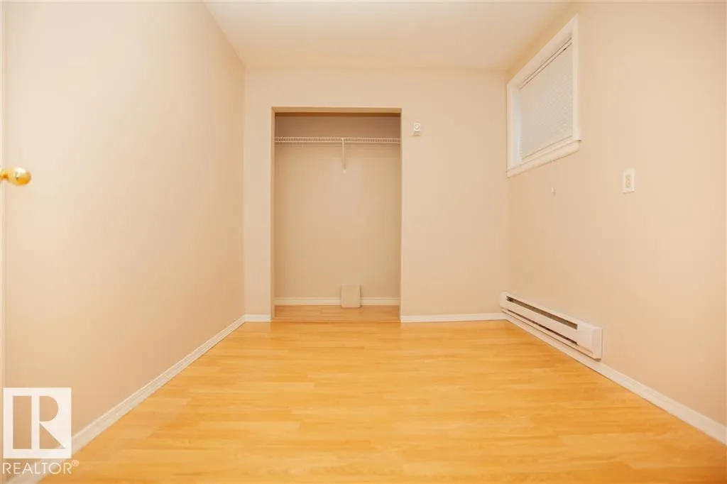 11811 70 Street