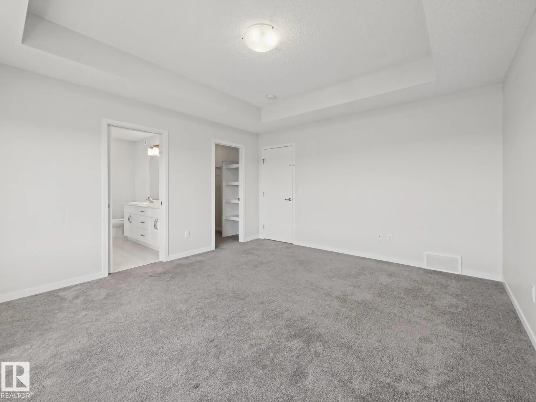 3807 CHERRY Loop