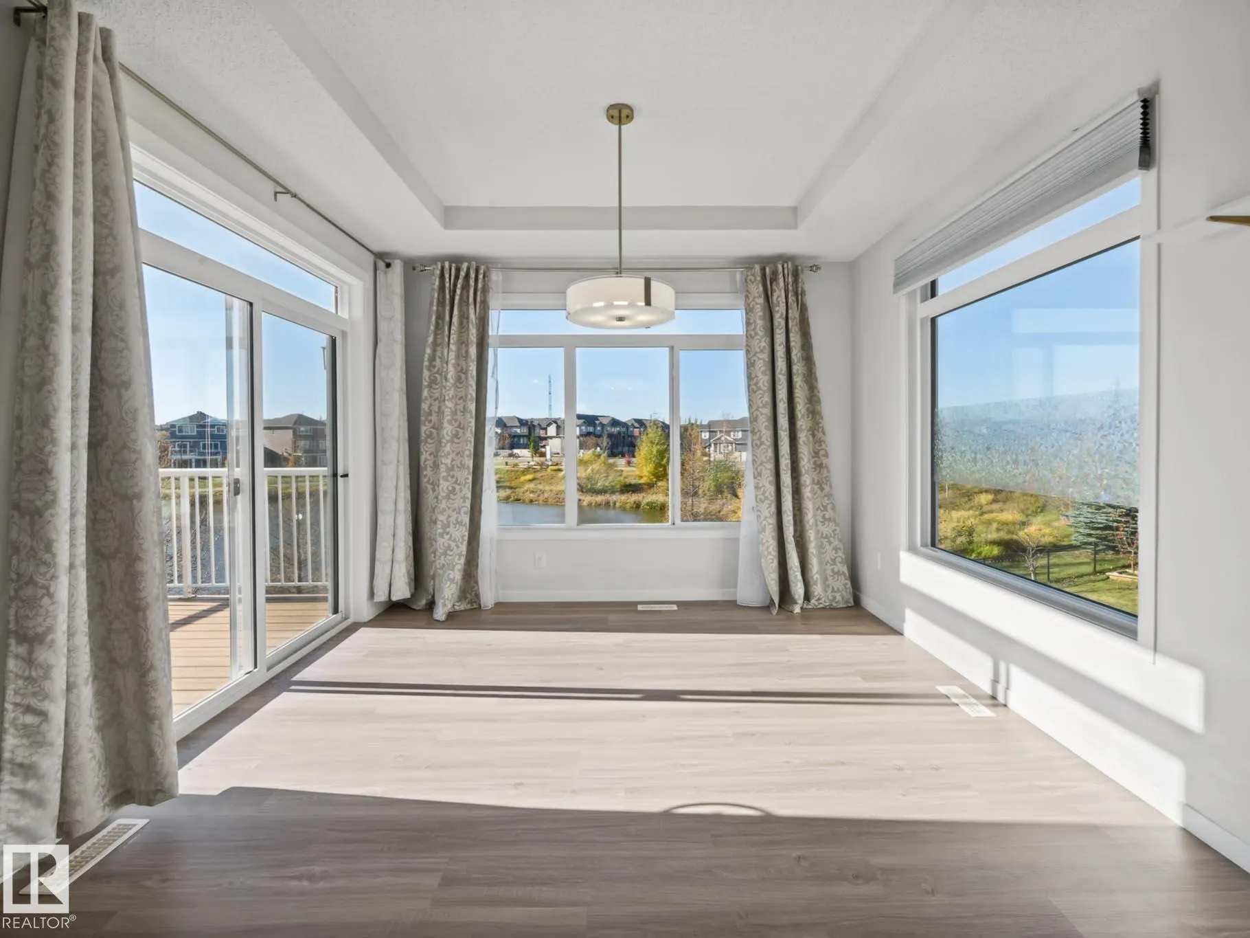3807 CHERRY Loop