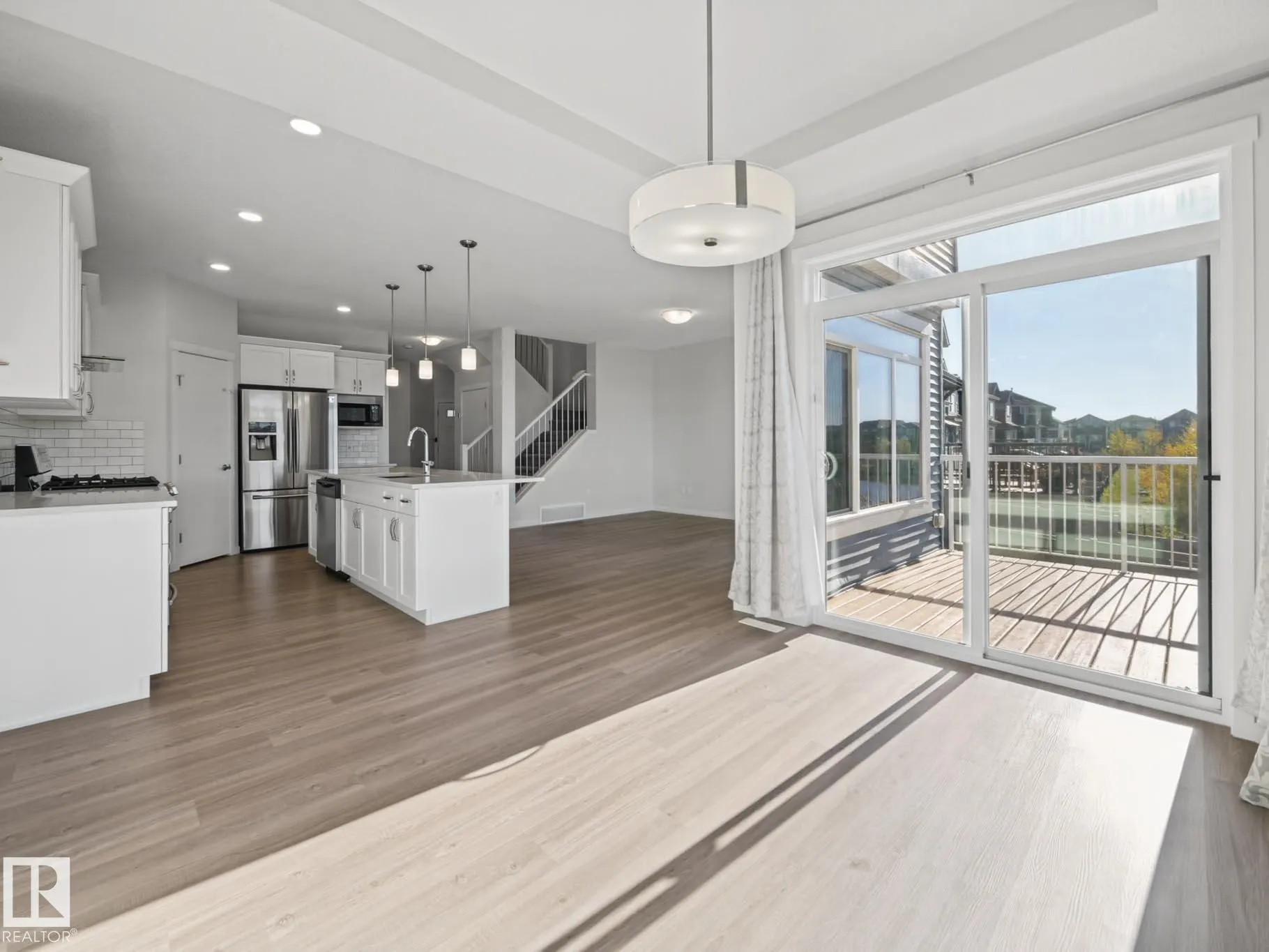 3807 CHERRY Loop