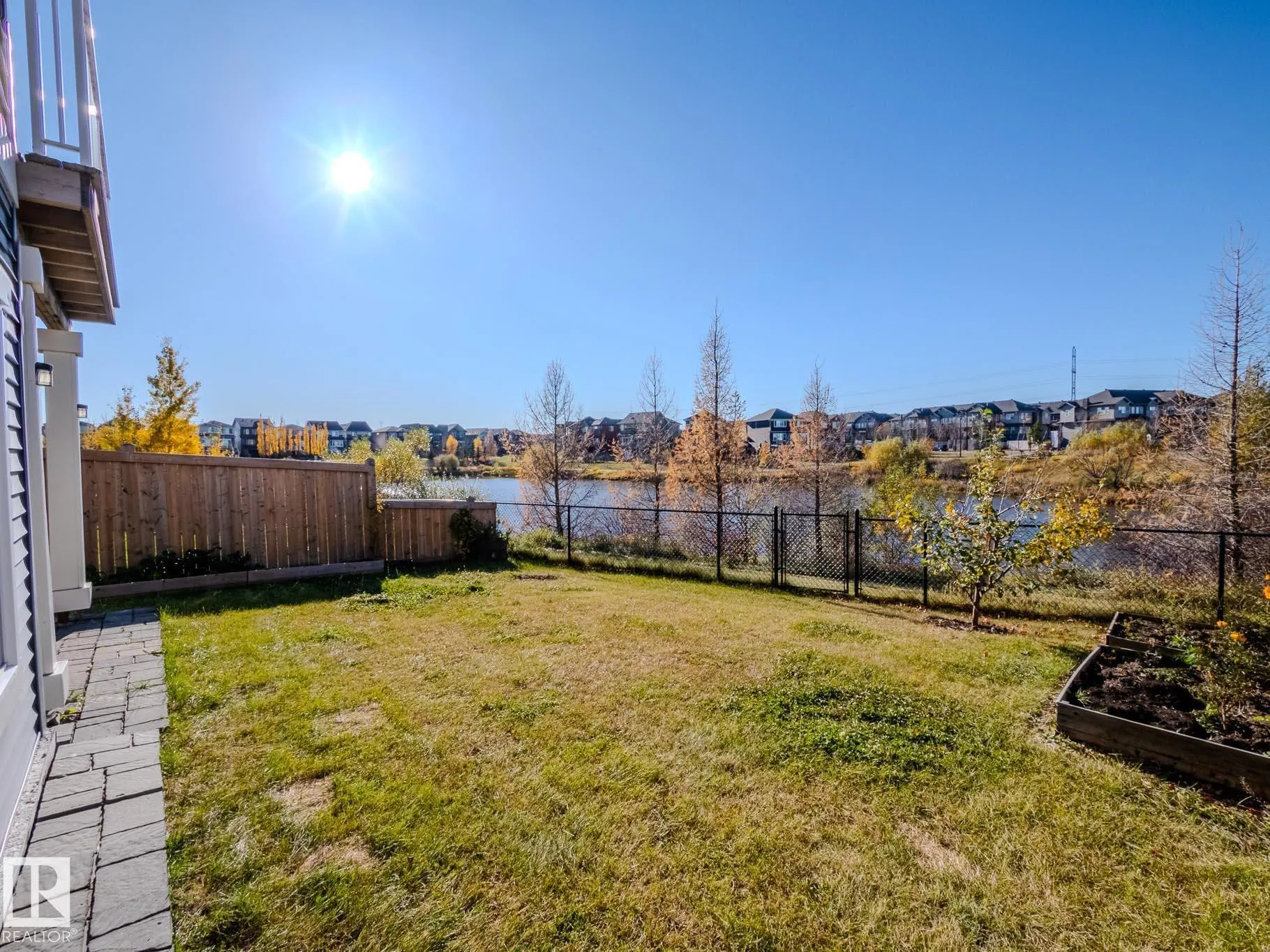 3807 CHERRY Loop