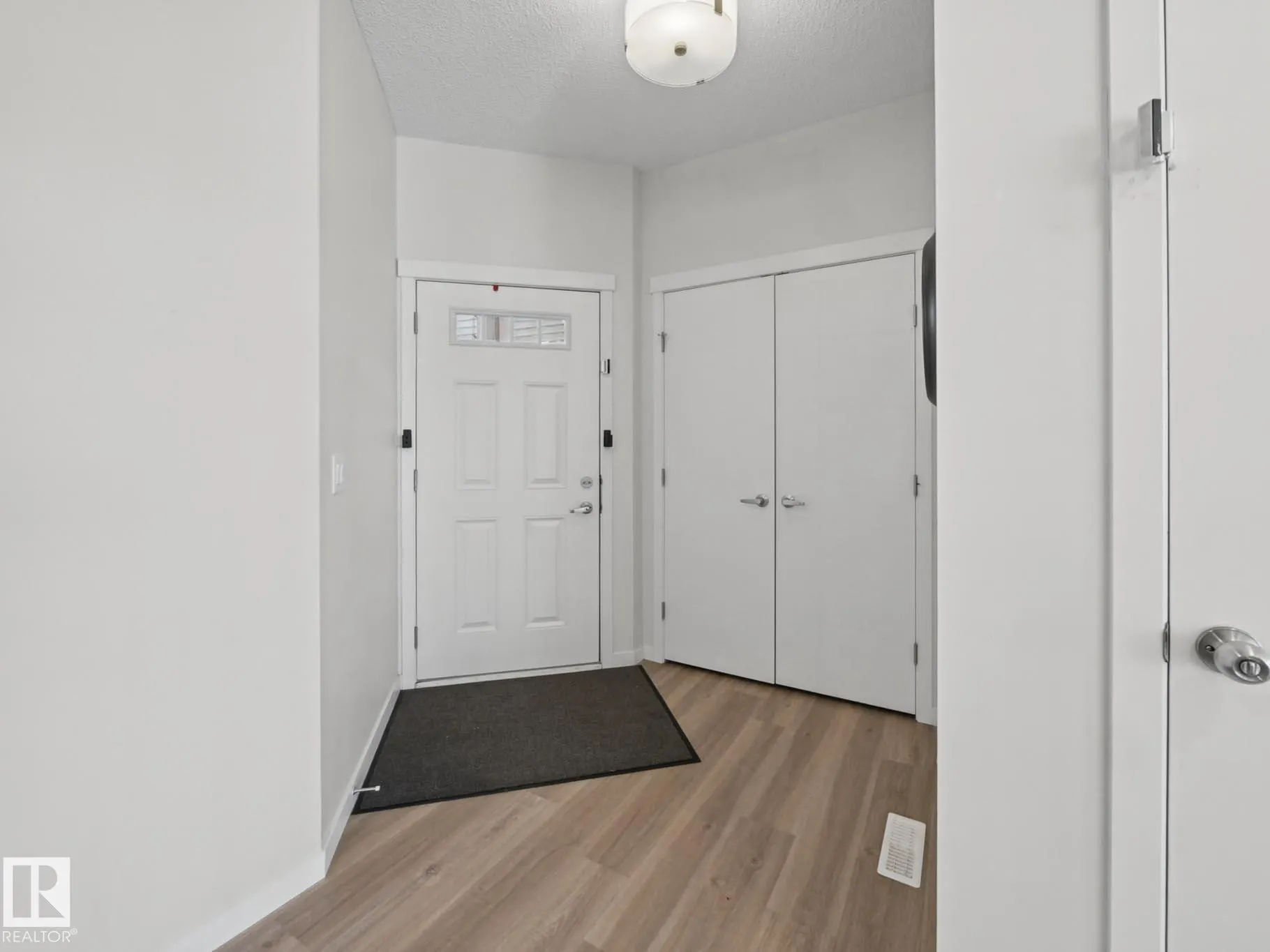 3807 CHERRY Loop