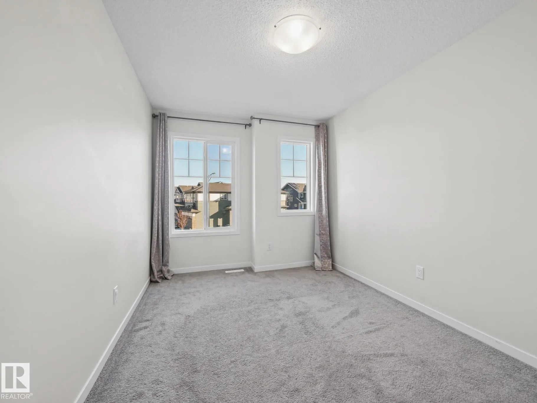 3807 CHERRY Loop