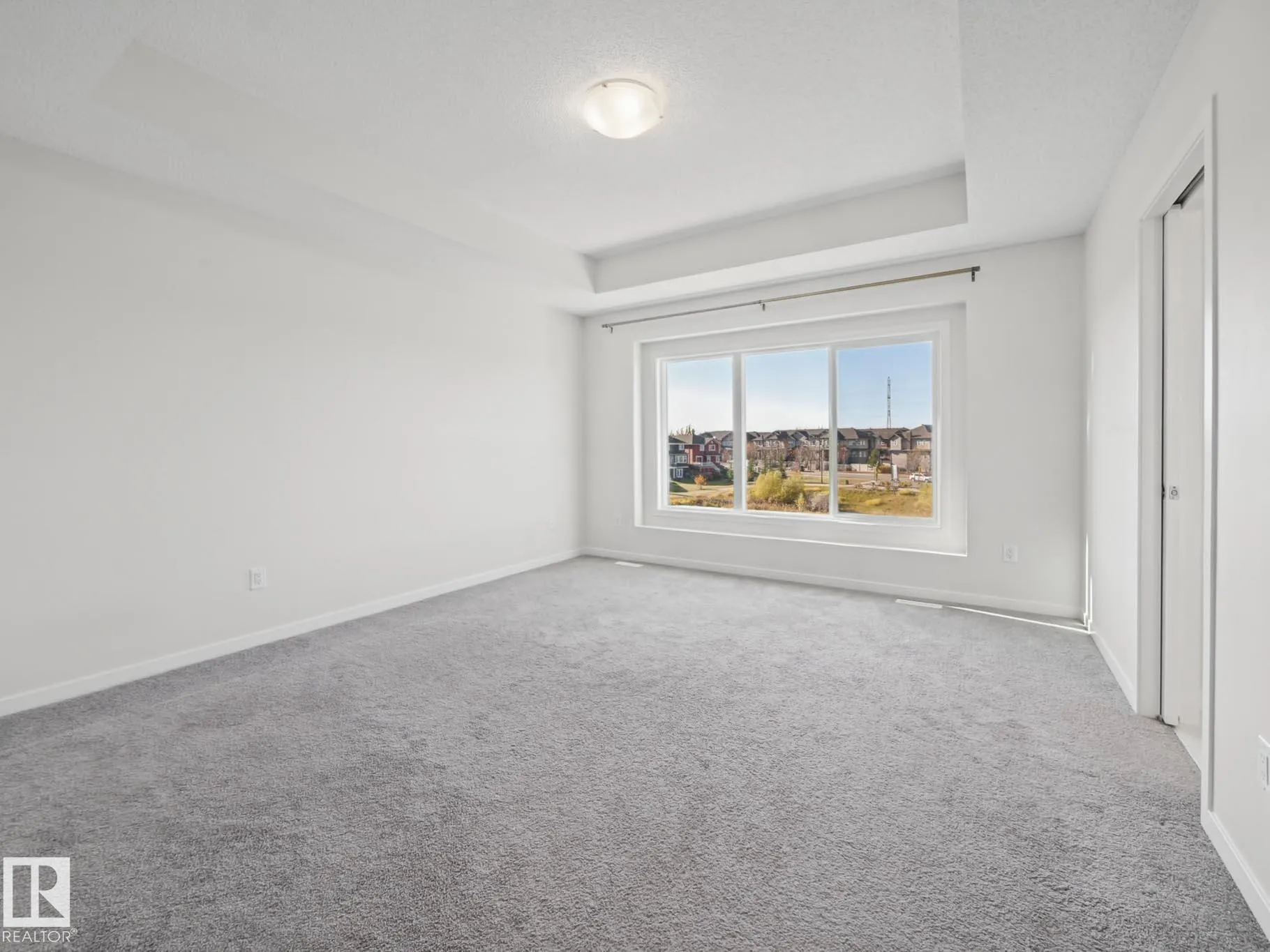 3807 CHERRY Loop