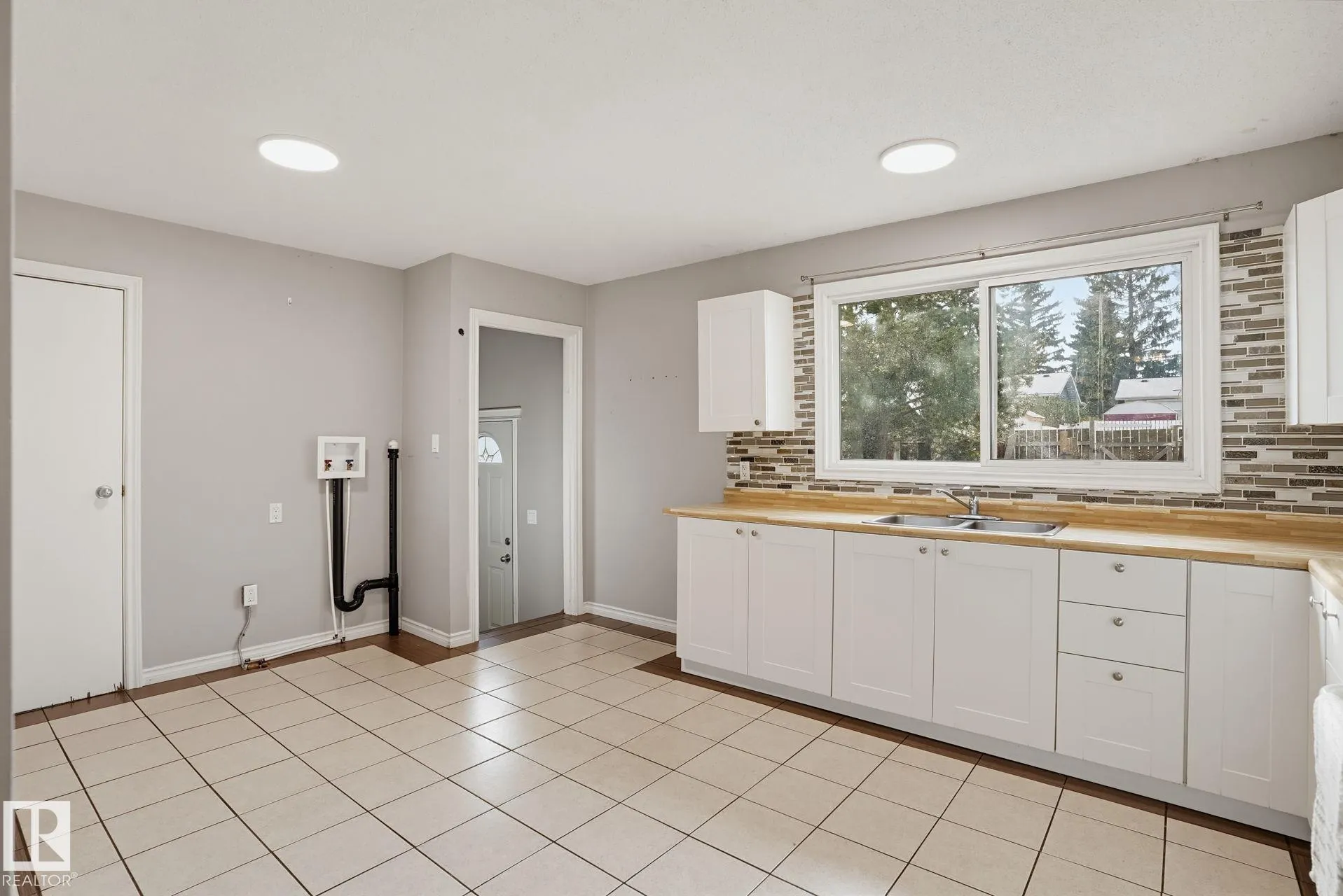64 WINCHESTER Avenue