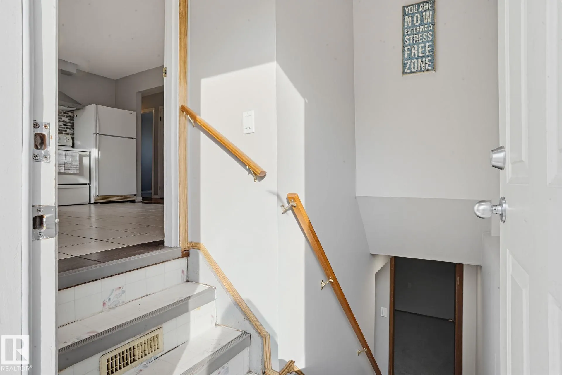 64 WINCHESTER Avenue