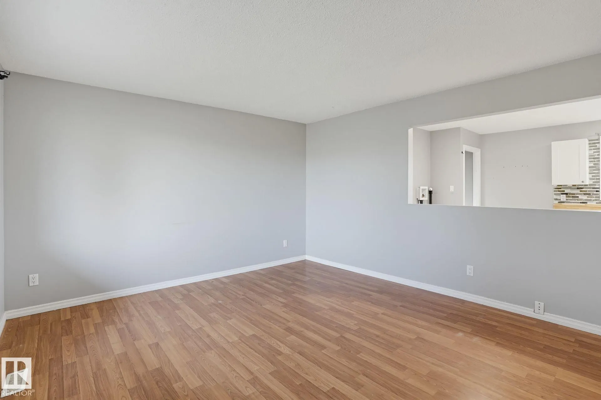 64 WINCHESTER Avenue