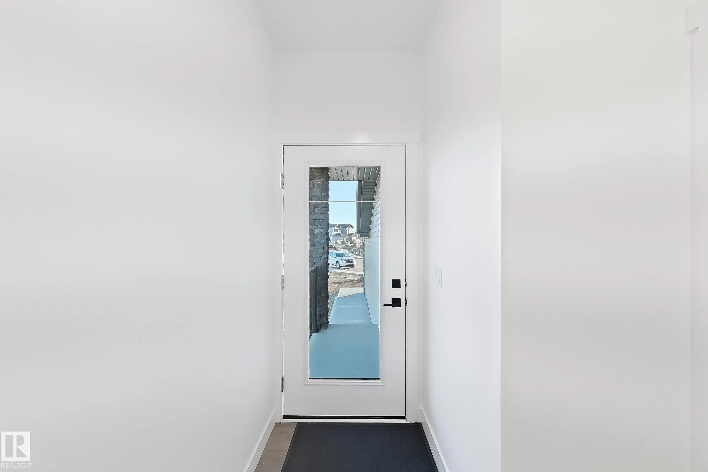 908 17 ave