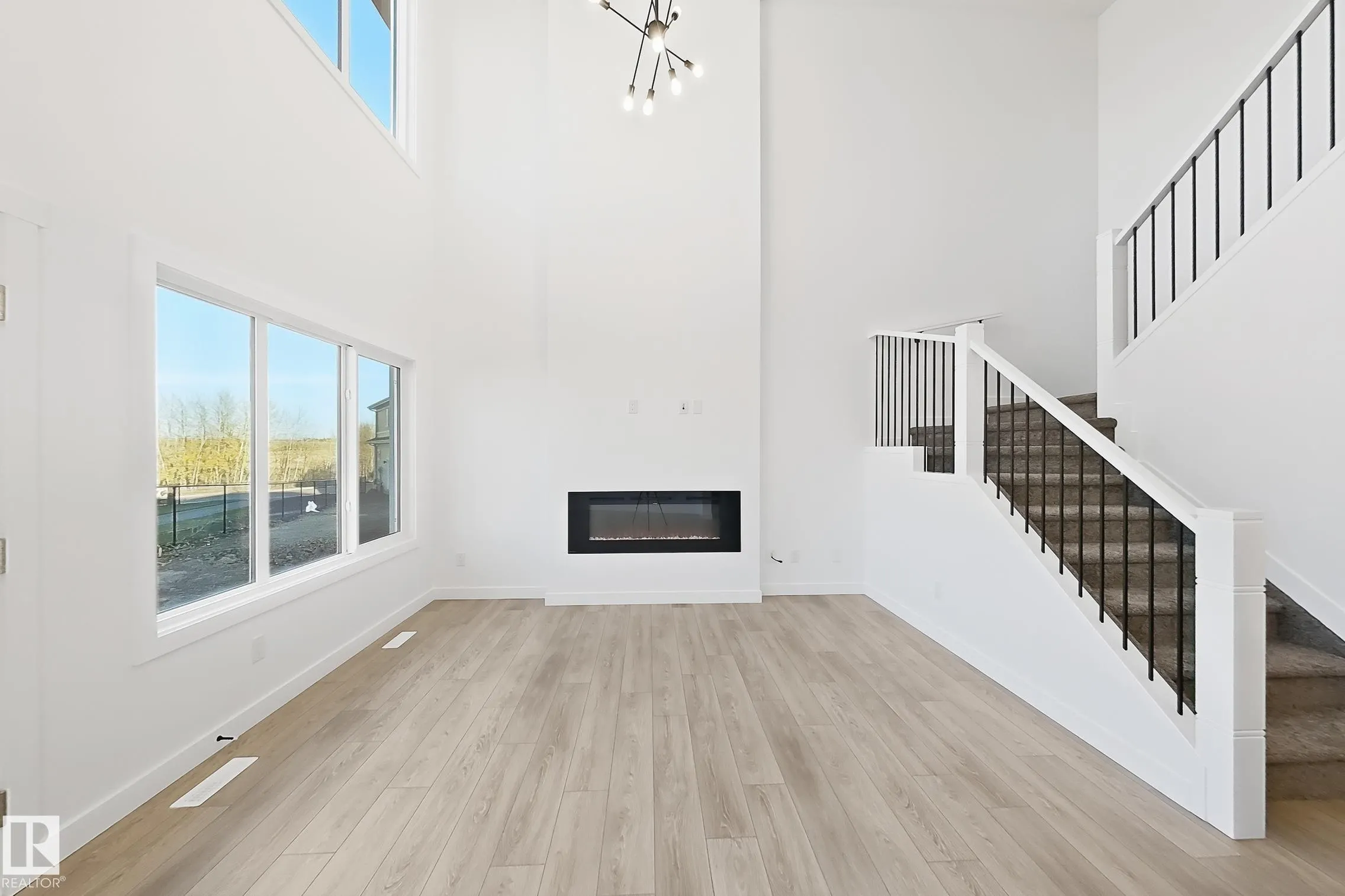 908 17 ave