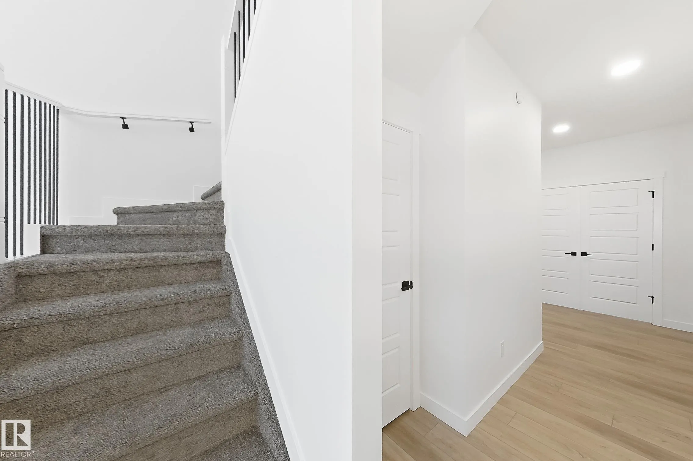908 17 ave