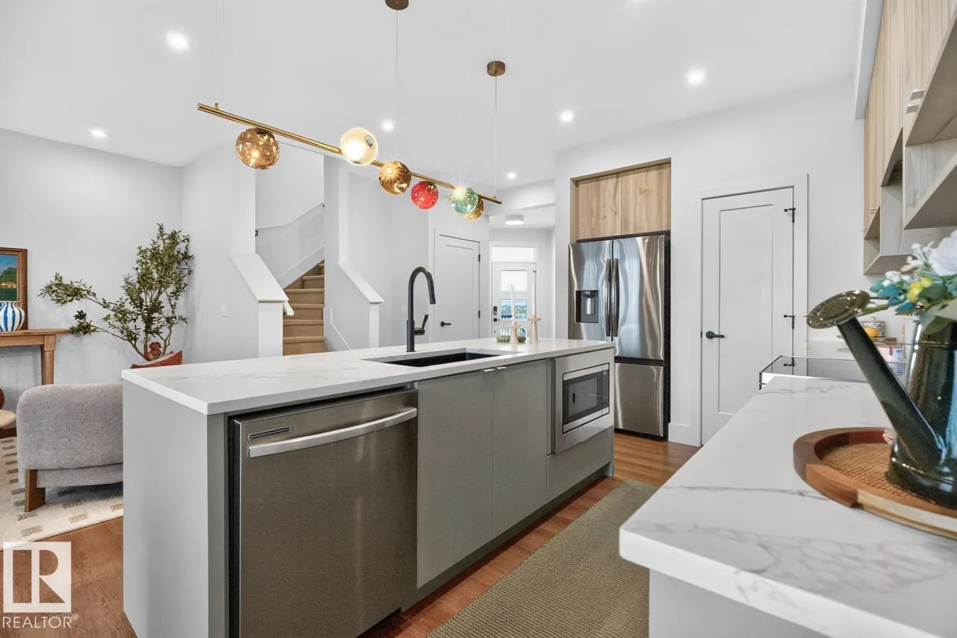 38 Cheval Close