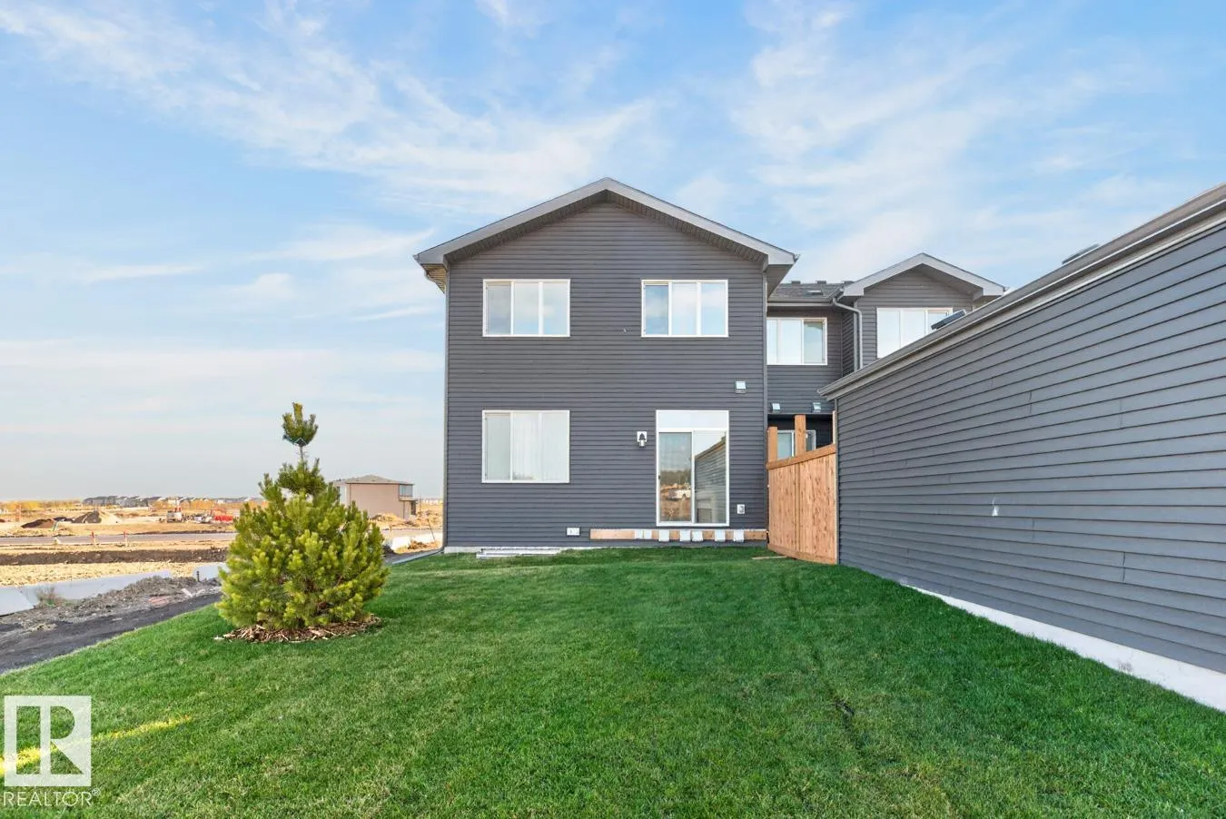 38 Cheval Close